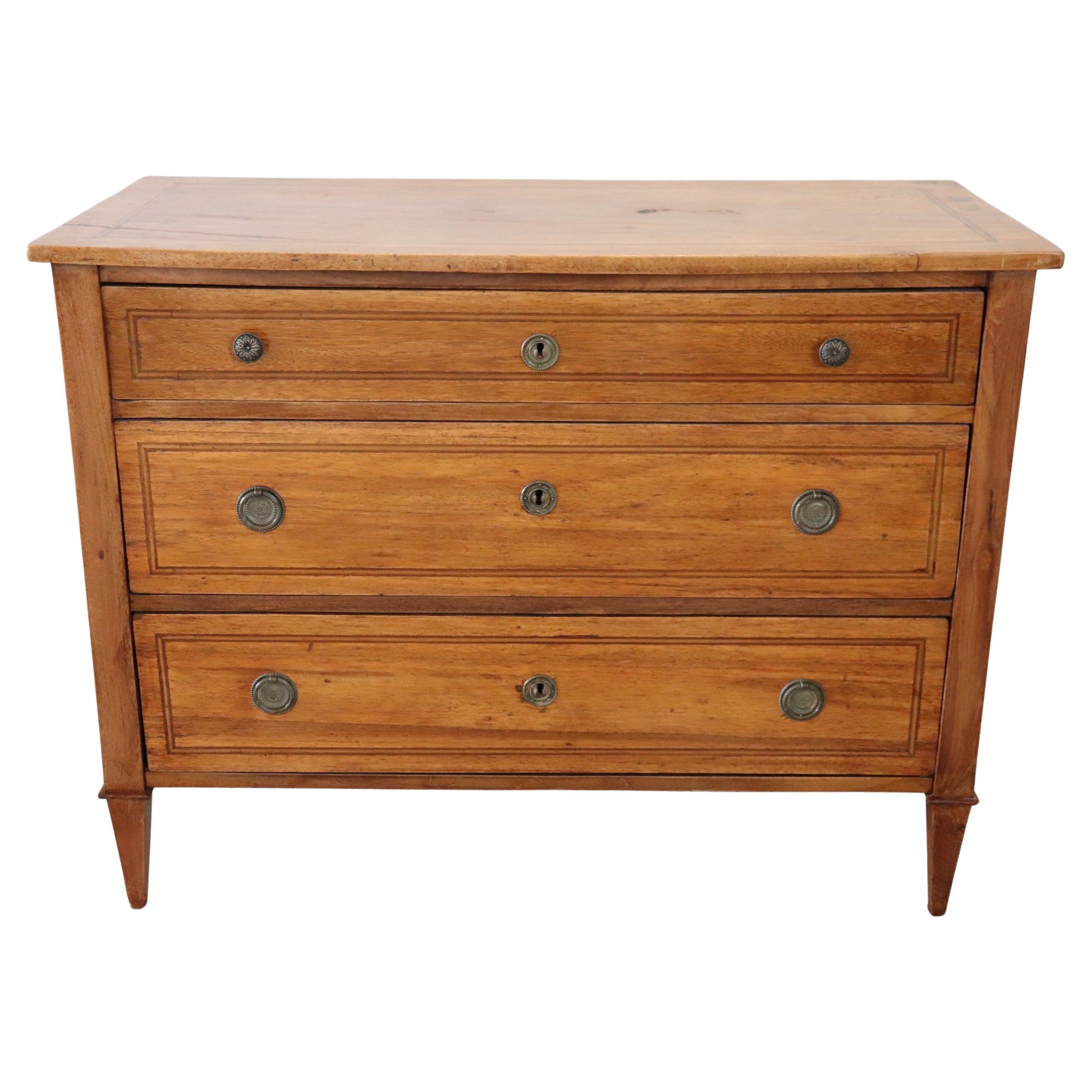 Commode italienne Louis XVI en noyer