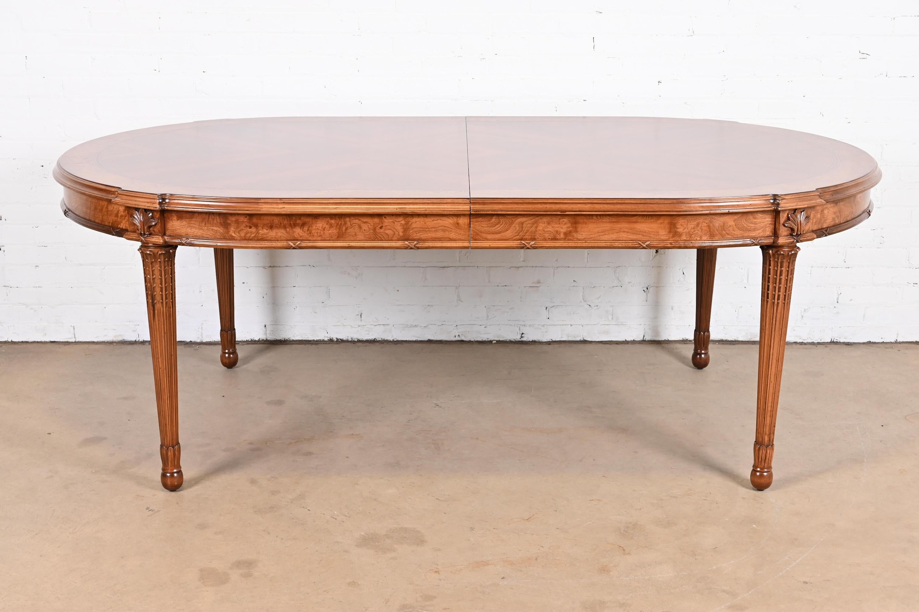 Italian Louis XVI Cherry and Burl Wood Dining Table in the Manner of Karges 7