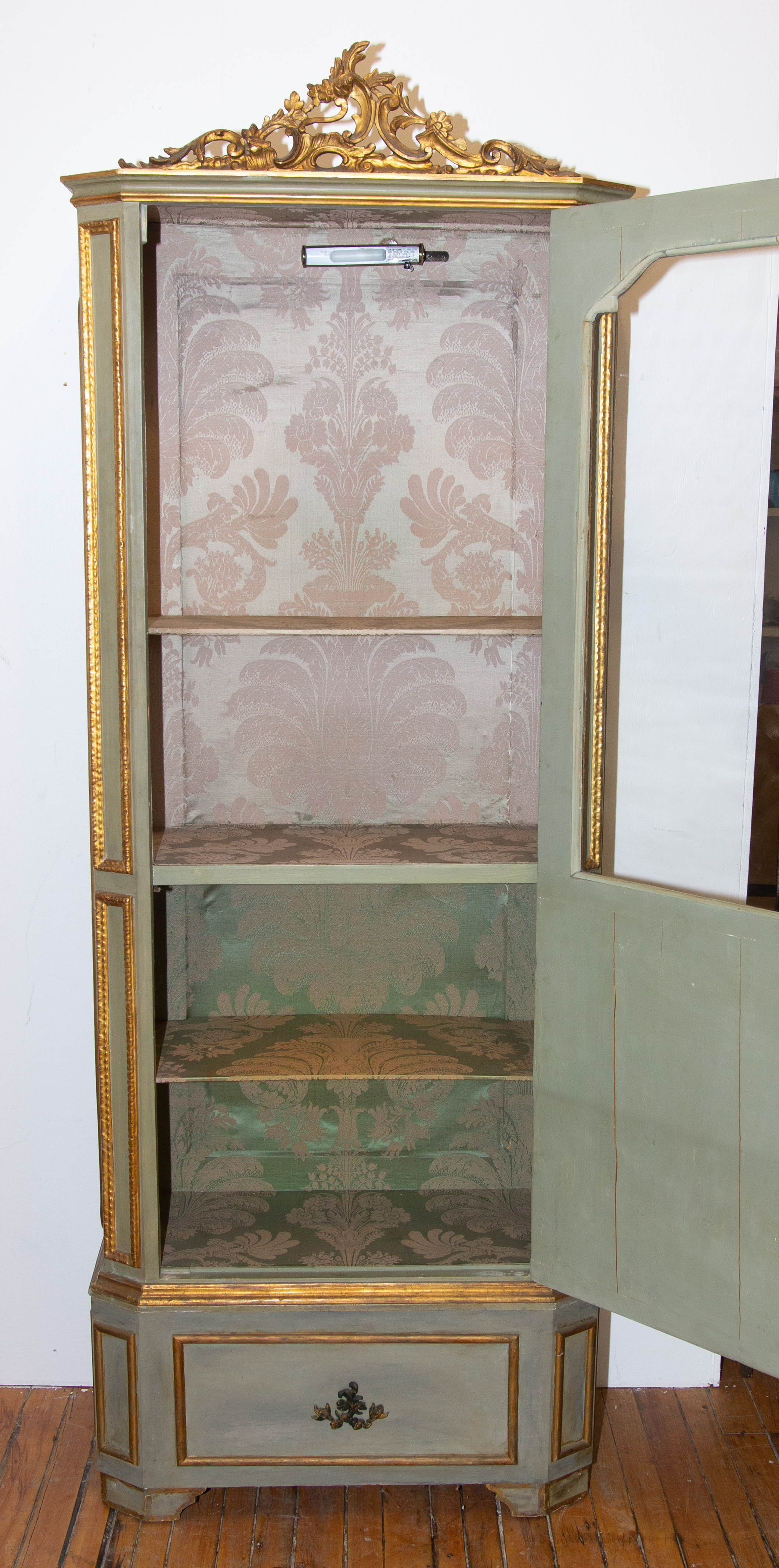 19th Century Italian Louis XVI Painted and Parcel-Gilt Curio Cabinet For Sale