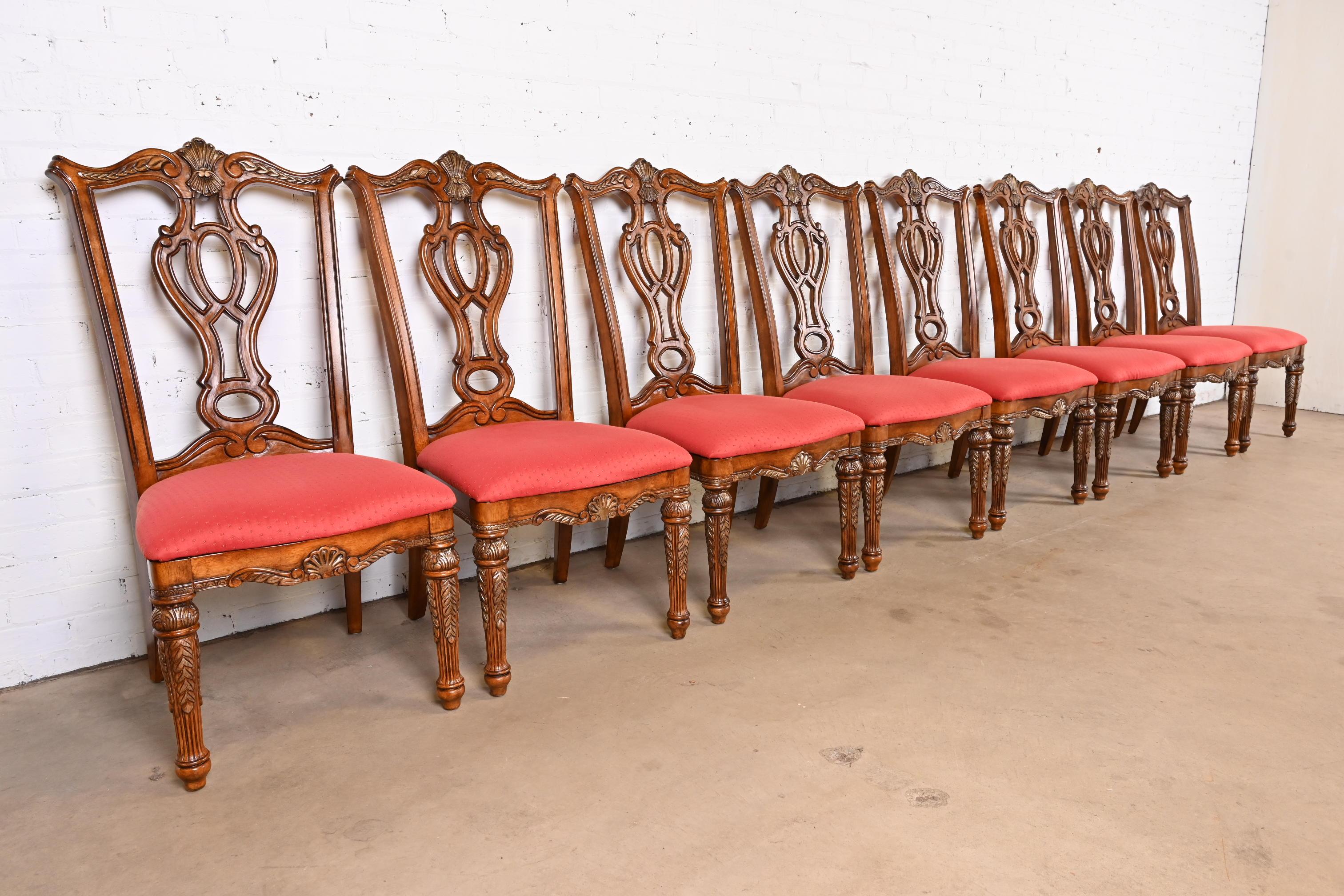 20th Century Italian Louis XVI Style Carved Mahogany Dining Chairs in the Manner of Karges For Sale