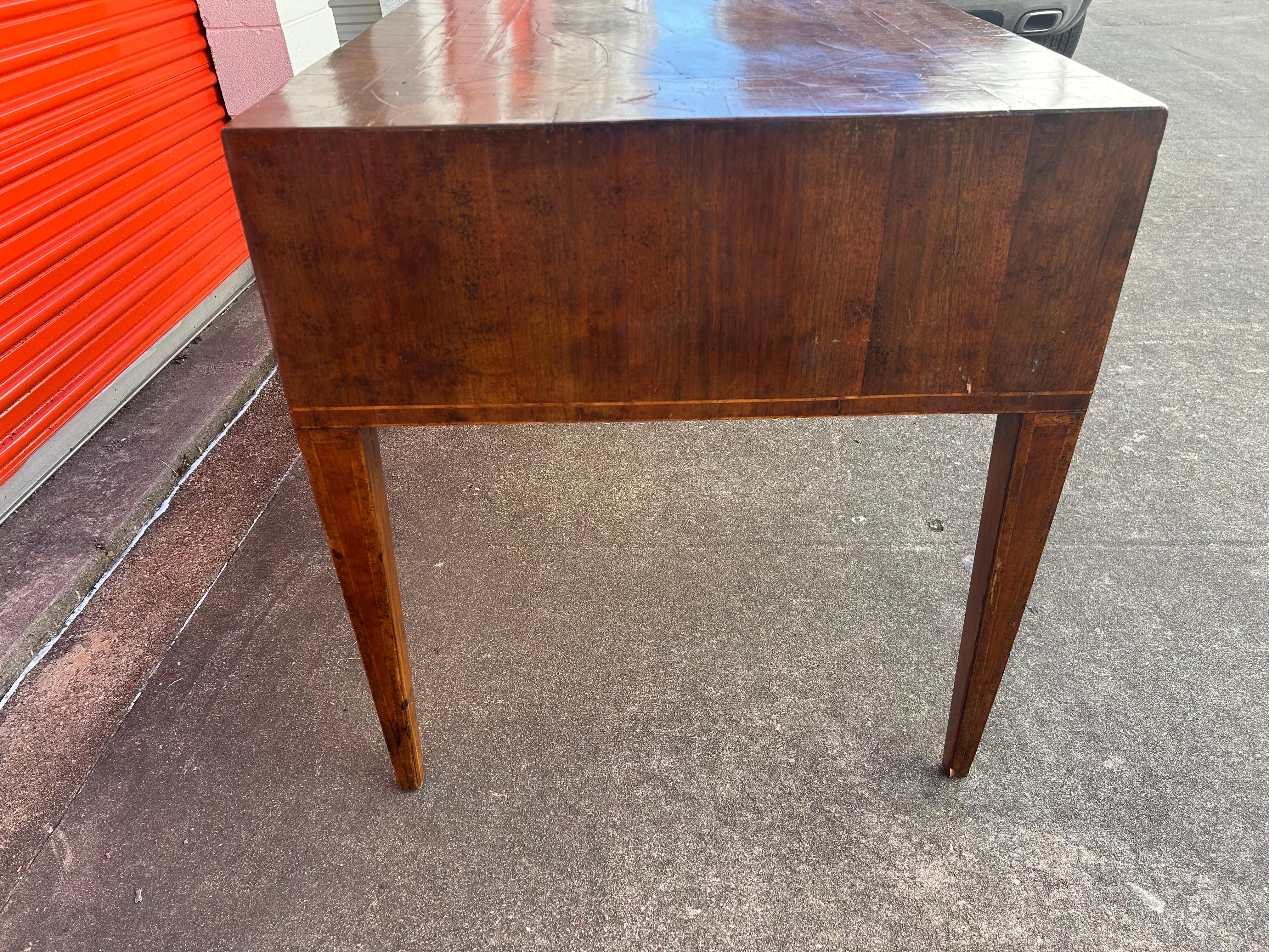 Bureau italien de style Louis XVI Bon état - En vente à Houston, TX