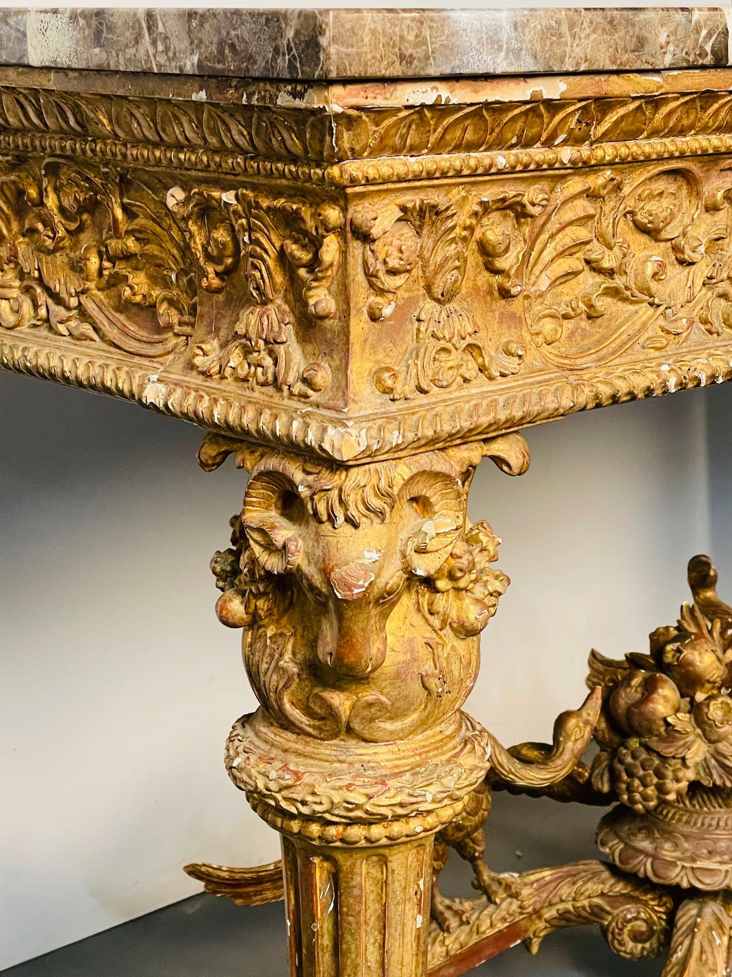Italienische Konsole/Mitteltisch aus vergoldetem Holz im Louis-XVI.-Stil, handgeschnitzt, figürlich im Angebot 9