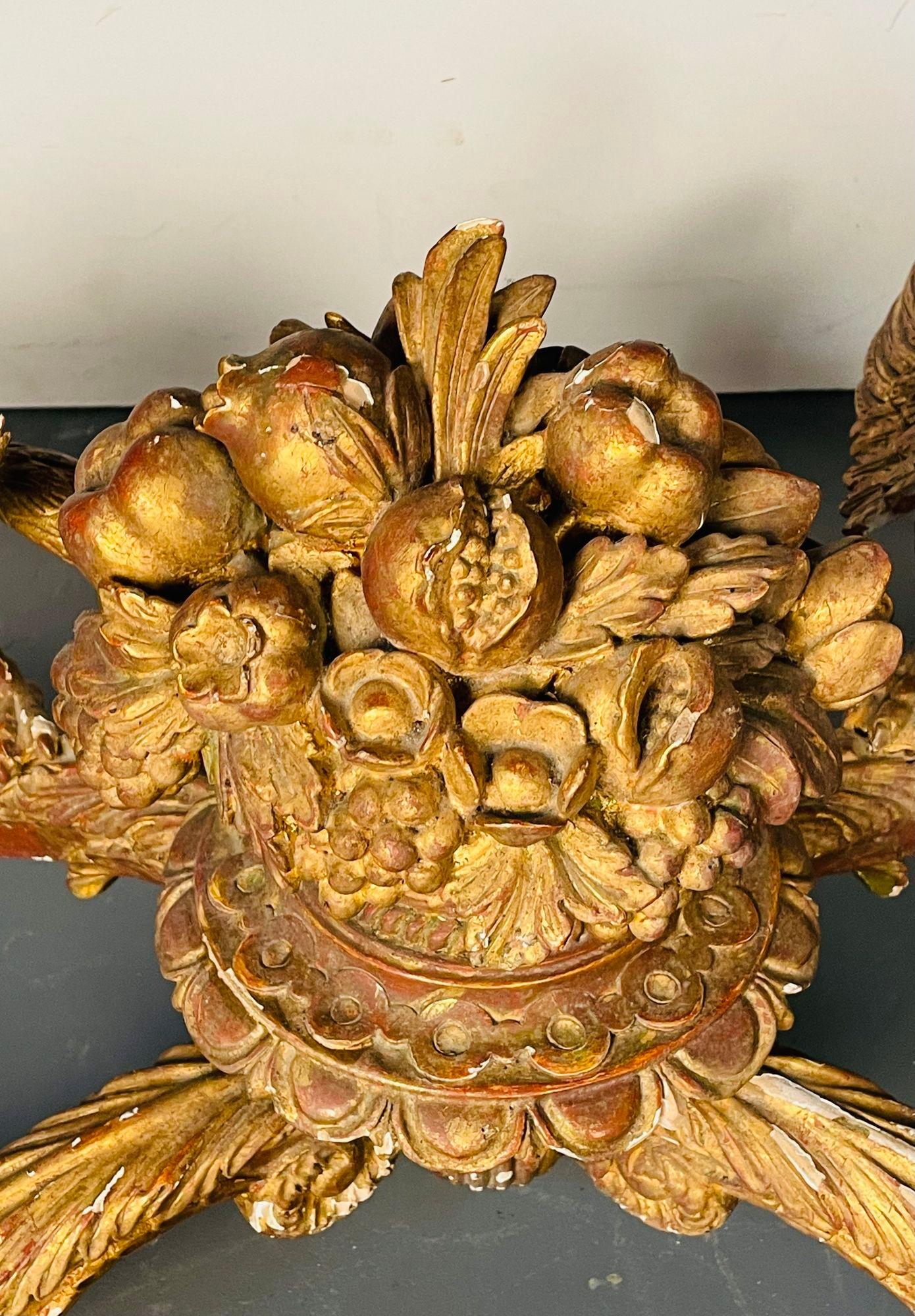 Italienische Konsole/Mitteltisch aus vergoldetem Holz im Louis-XVI.-Stil, handgeschnitzt, figürlich im Angebot 12