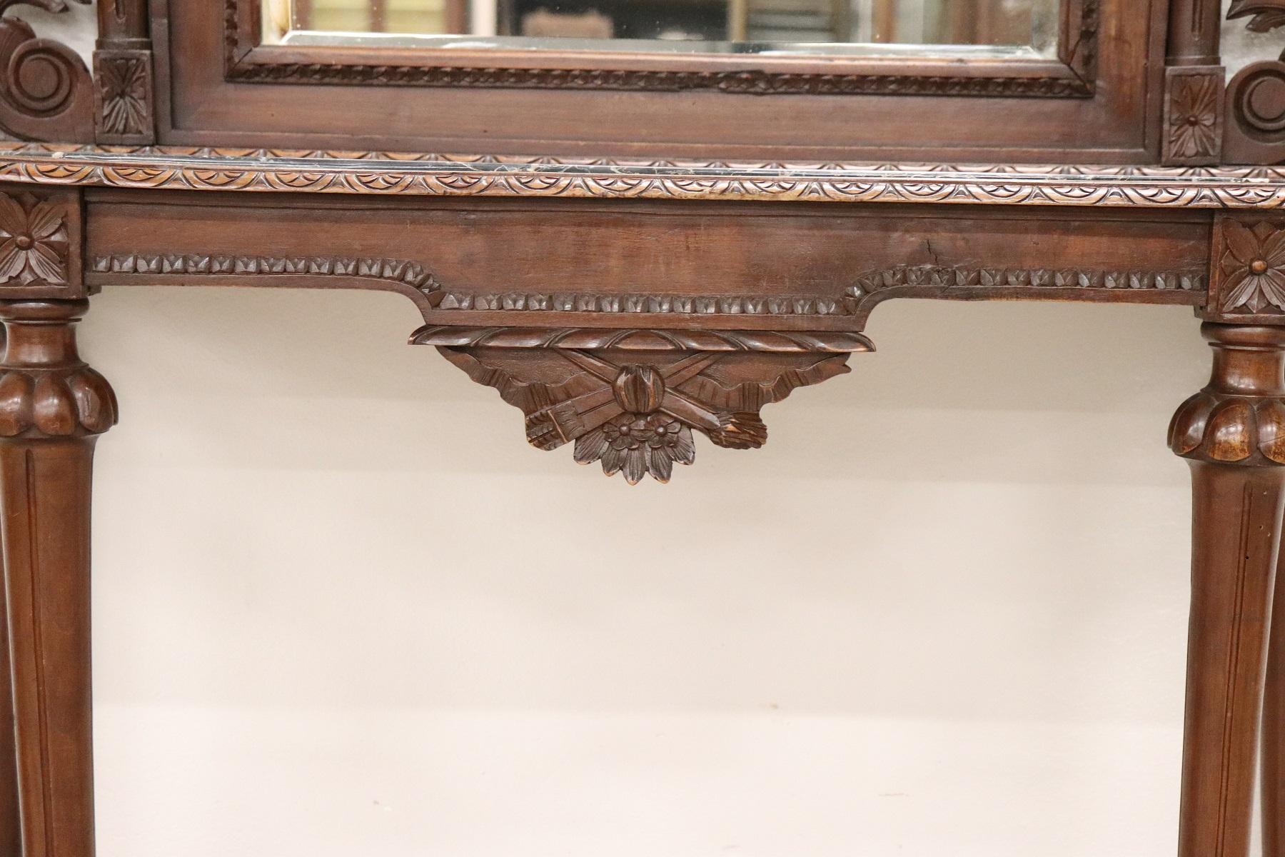 Italian Louis XVI Style Walnut Carved Marble Top Console Table with Mirror In Good Condition In Casale Monferrato, IT