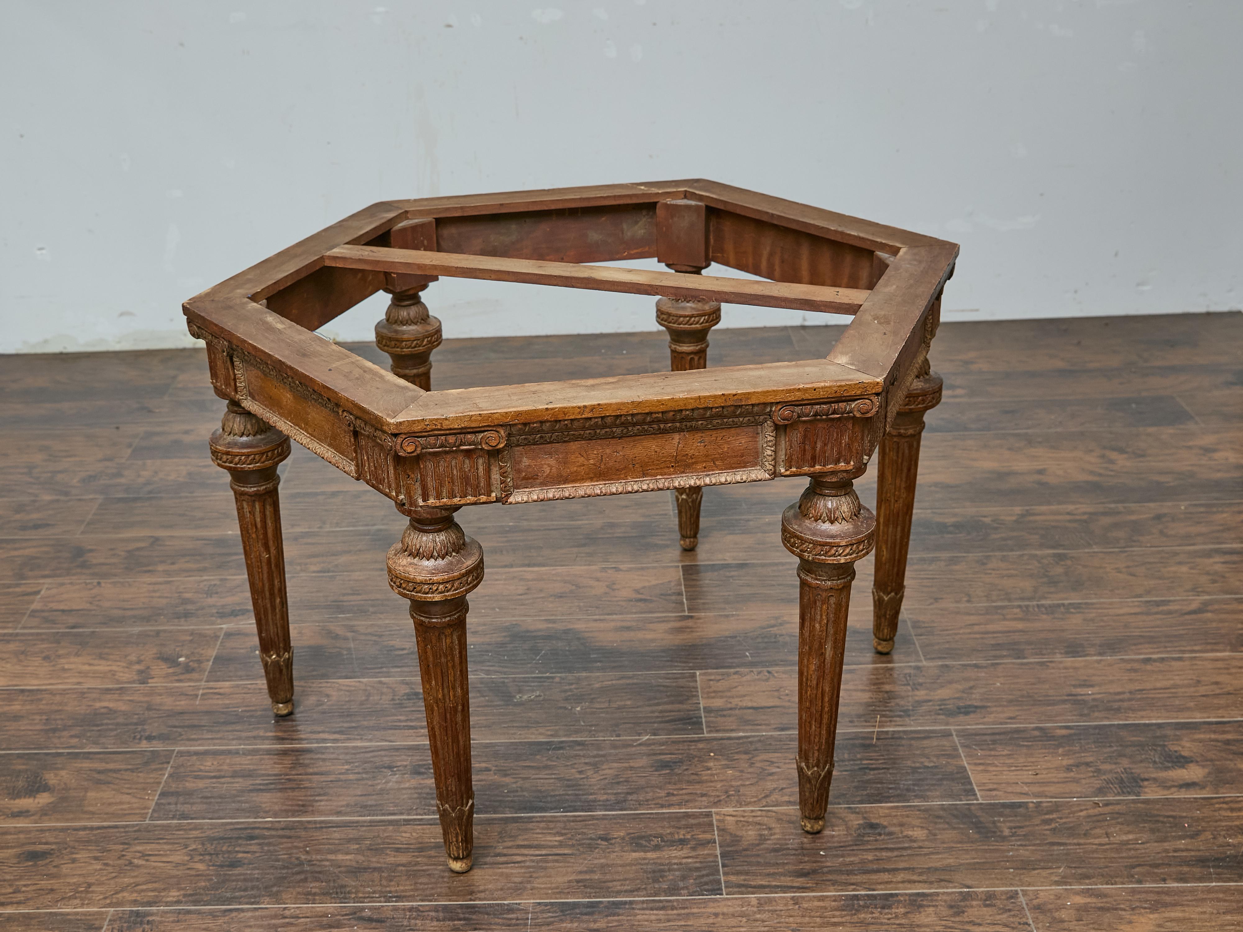 Italian Louis XVI Style Walnut Carved Table with Hexagonal Marble Top In Good Condition For Sale In Atlanta, GA