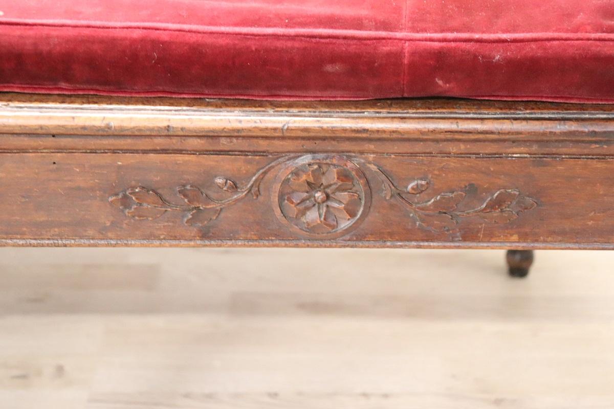 Canapé ancien italien Louis XVI en noyer et paille de Vienne avec 2 chaises en vente 1