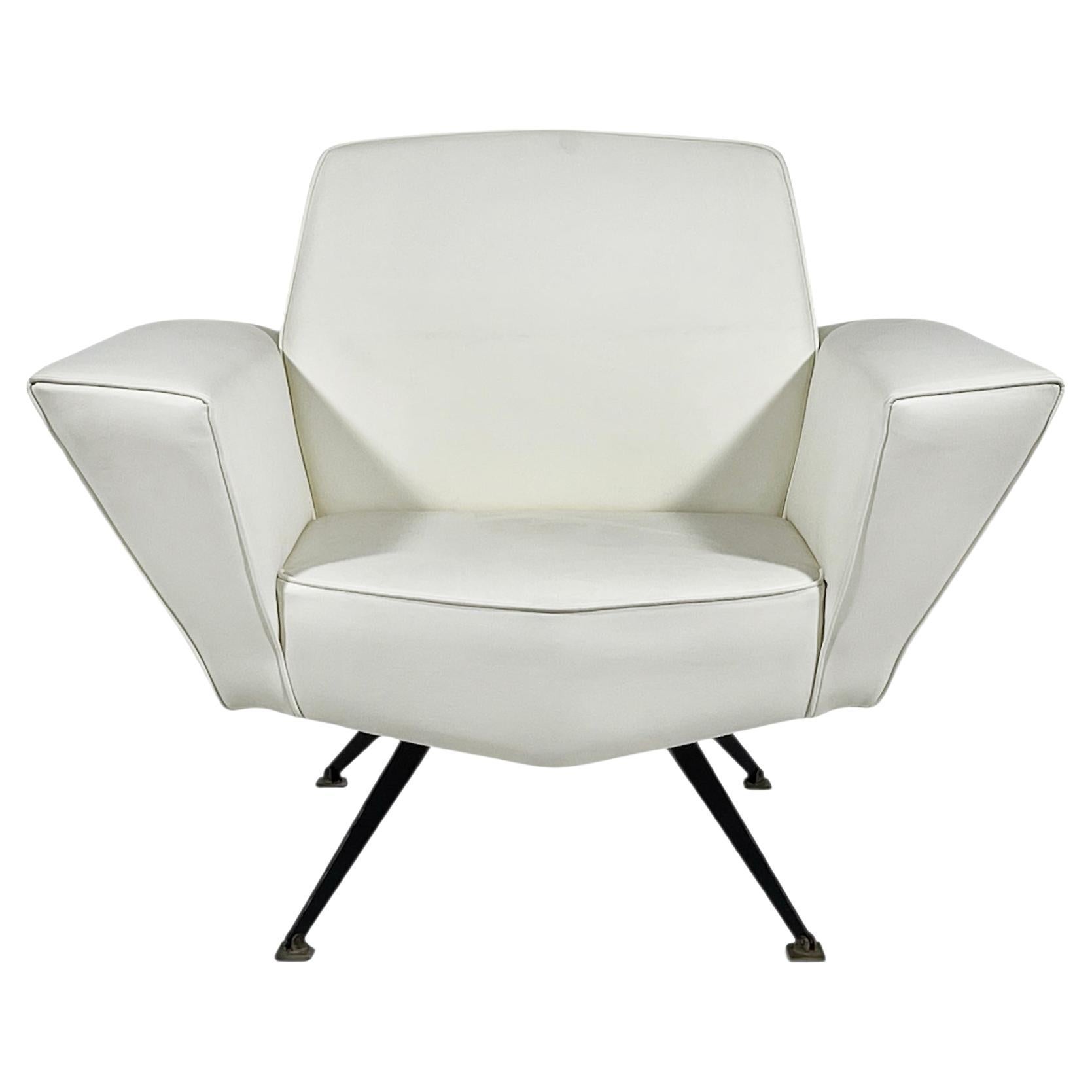 Mid-Century Modern Italian Lounge Chair by Studio Tecnico for Lenzi For Sale