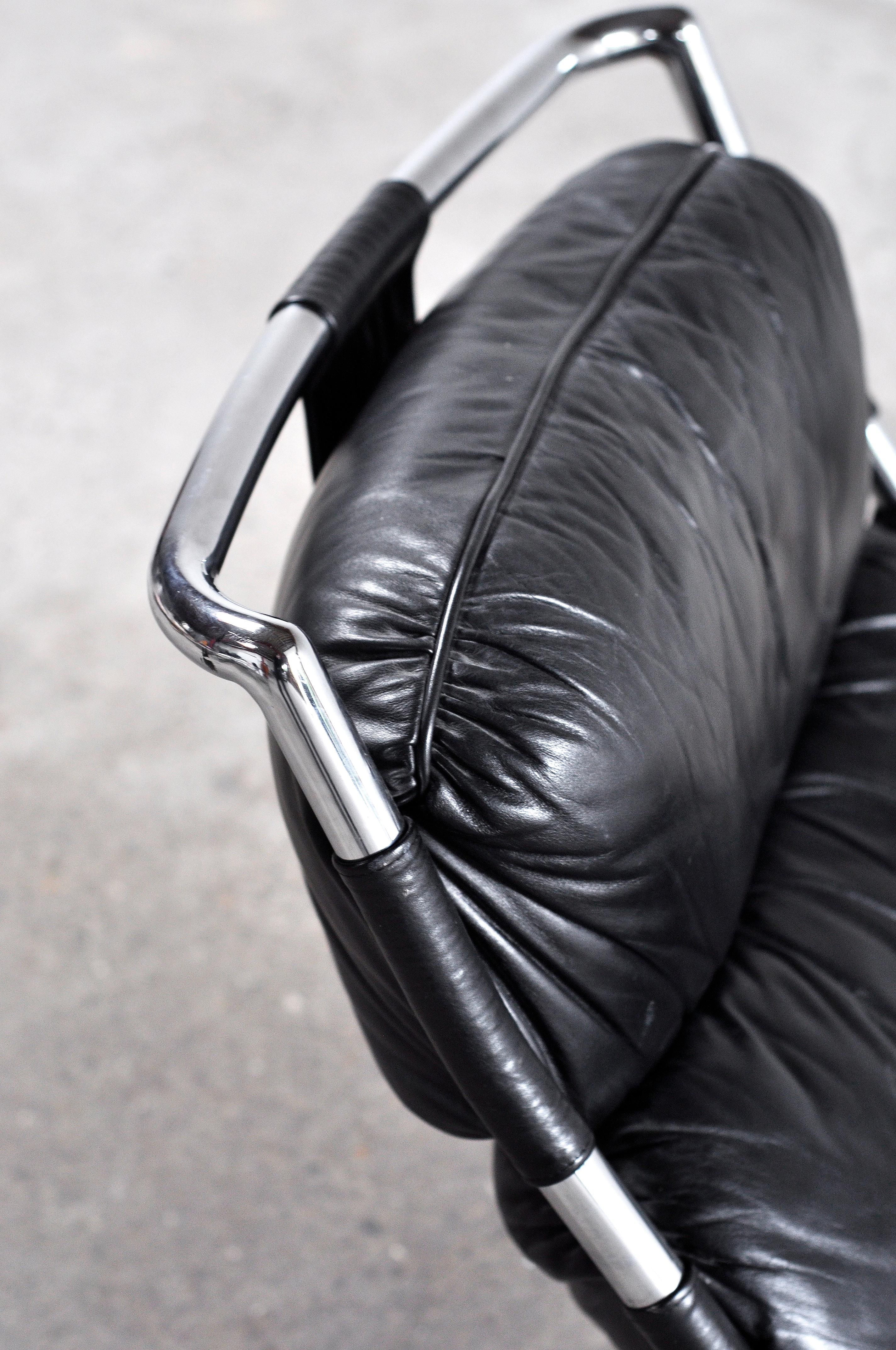 Italian Lounge Chair in Black Leather and Tubular Steel, 1970s 3