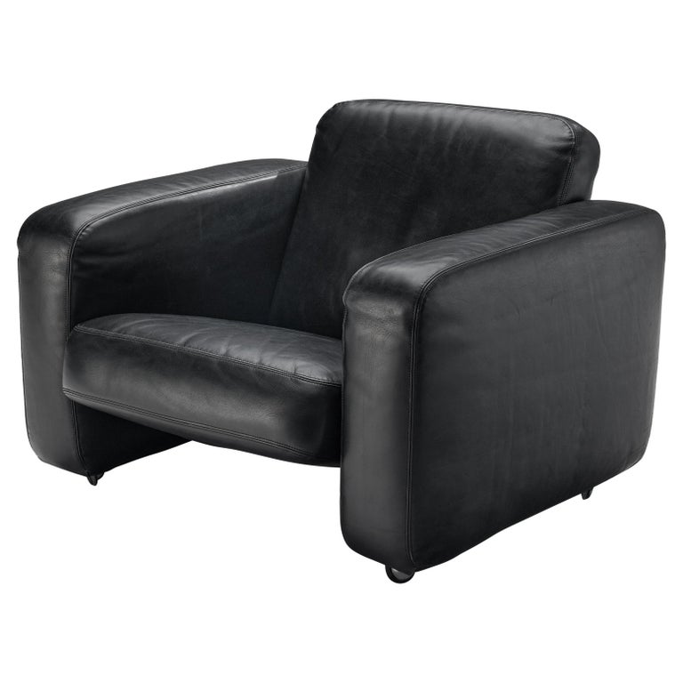Italian Lounge Chair in Black Leather For Sale