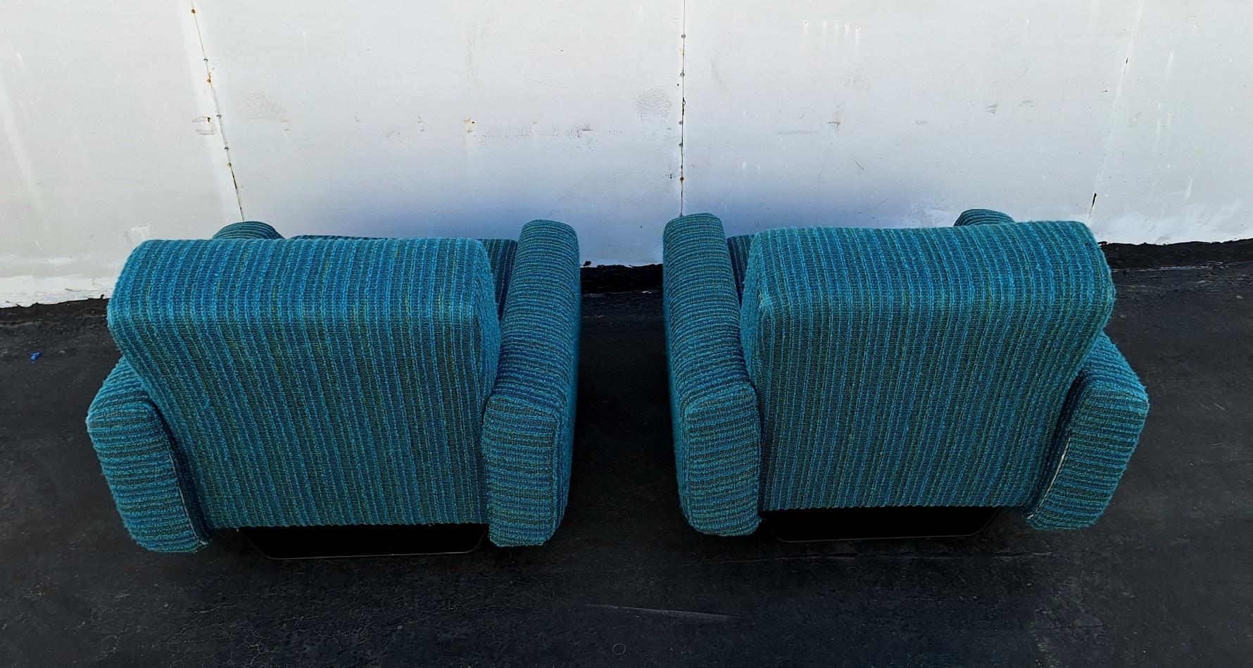 Italian Lounge Chairs For Sale 1