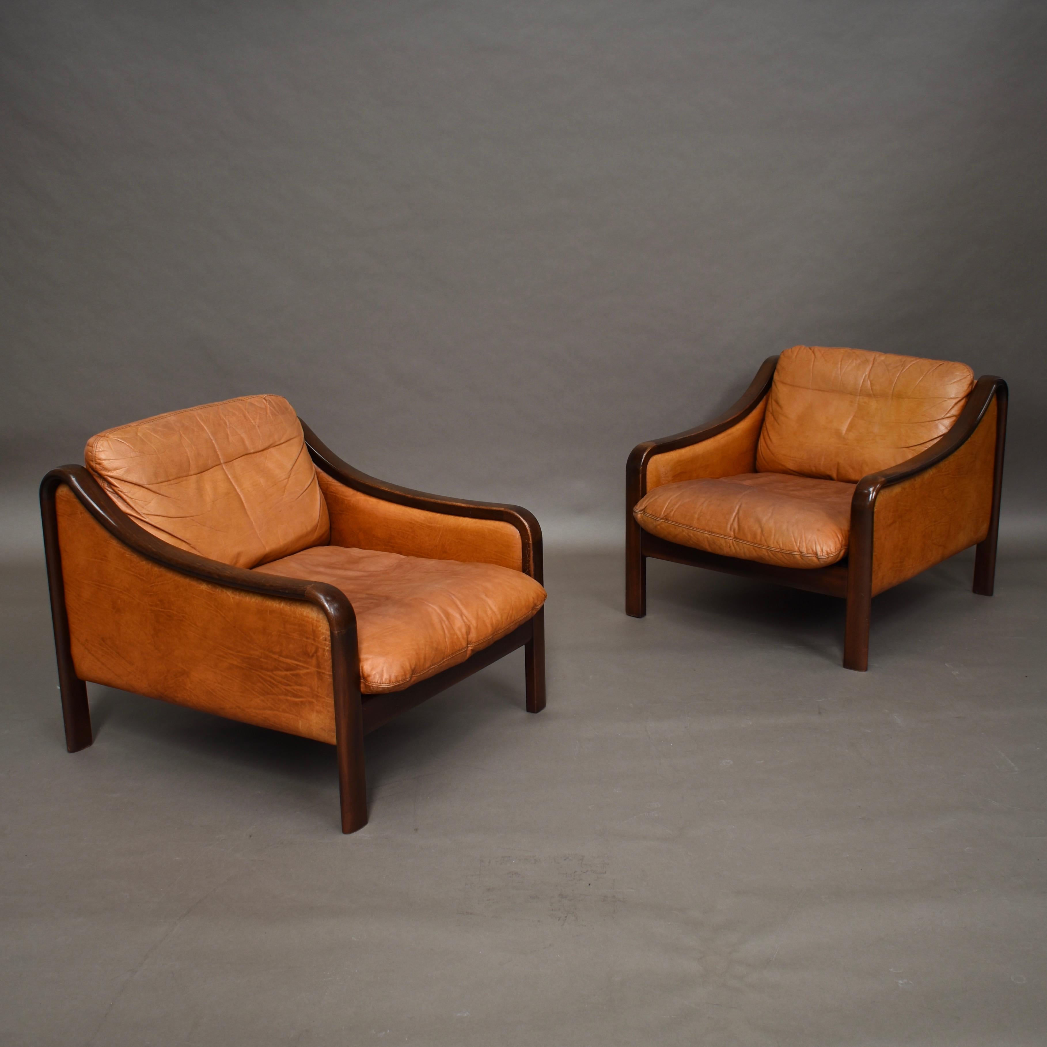 Mid-Century Modern Italian Lounge Chairs in Tan Leather, Italy, circa 1950