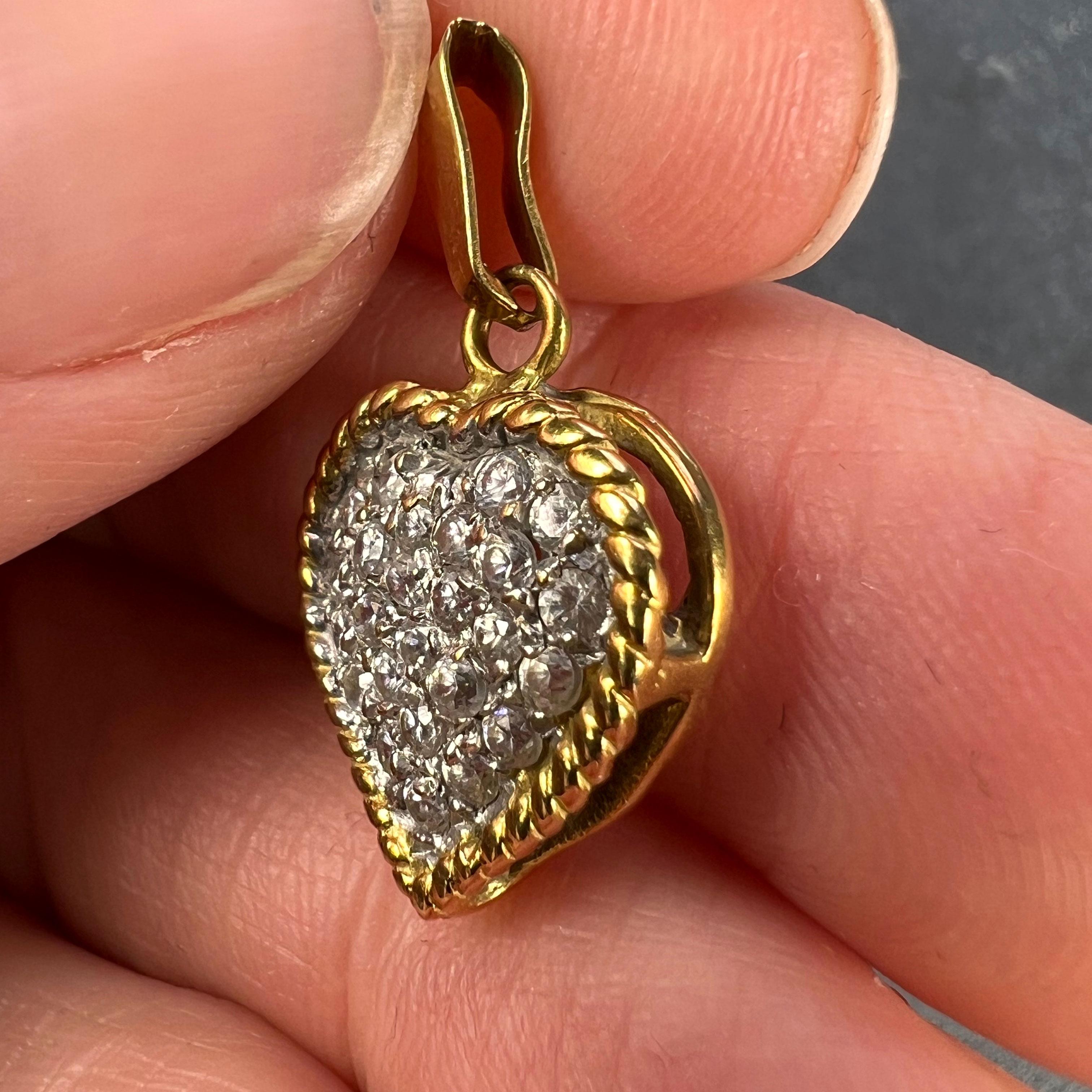 Pendentif breloque italien en forme de cœur en or jaune et blanc 18 carats avec diamants  en vente 2