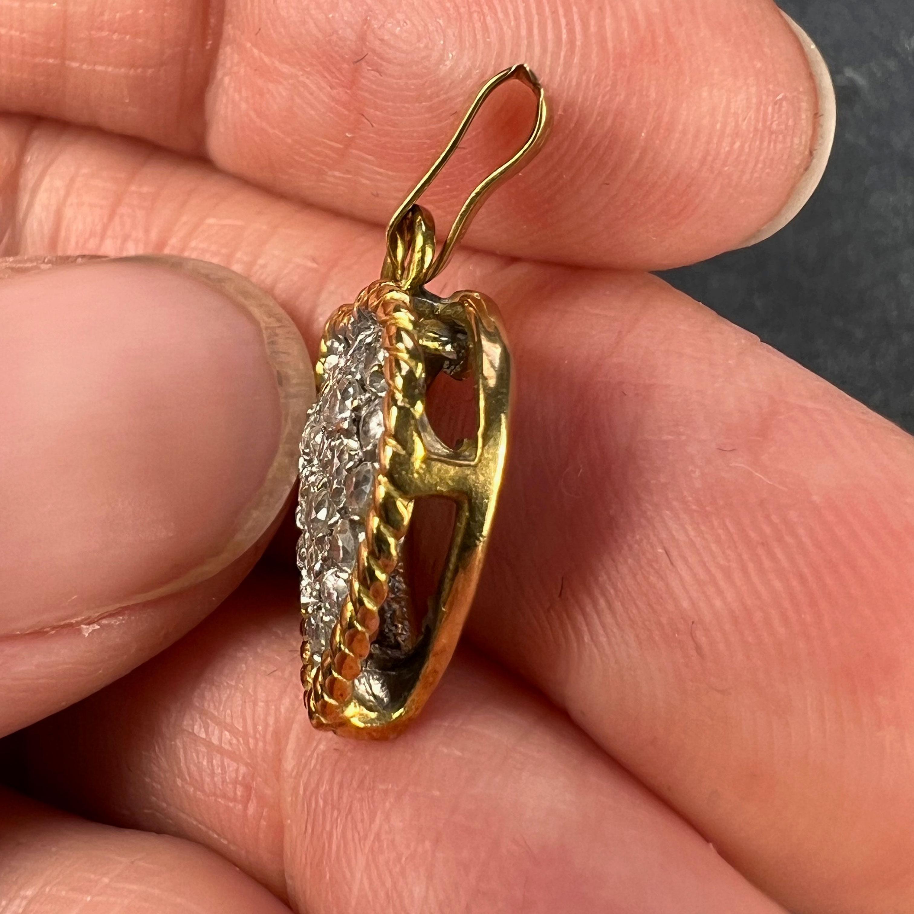 Pendentif breloque italien en forme de cœur en or jaune et blanc 18 carats avec diamants  en vente 3