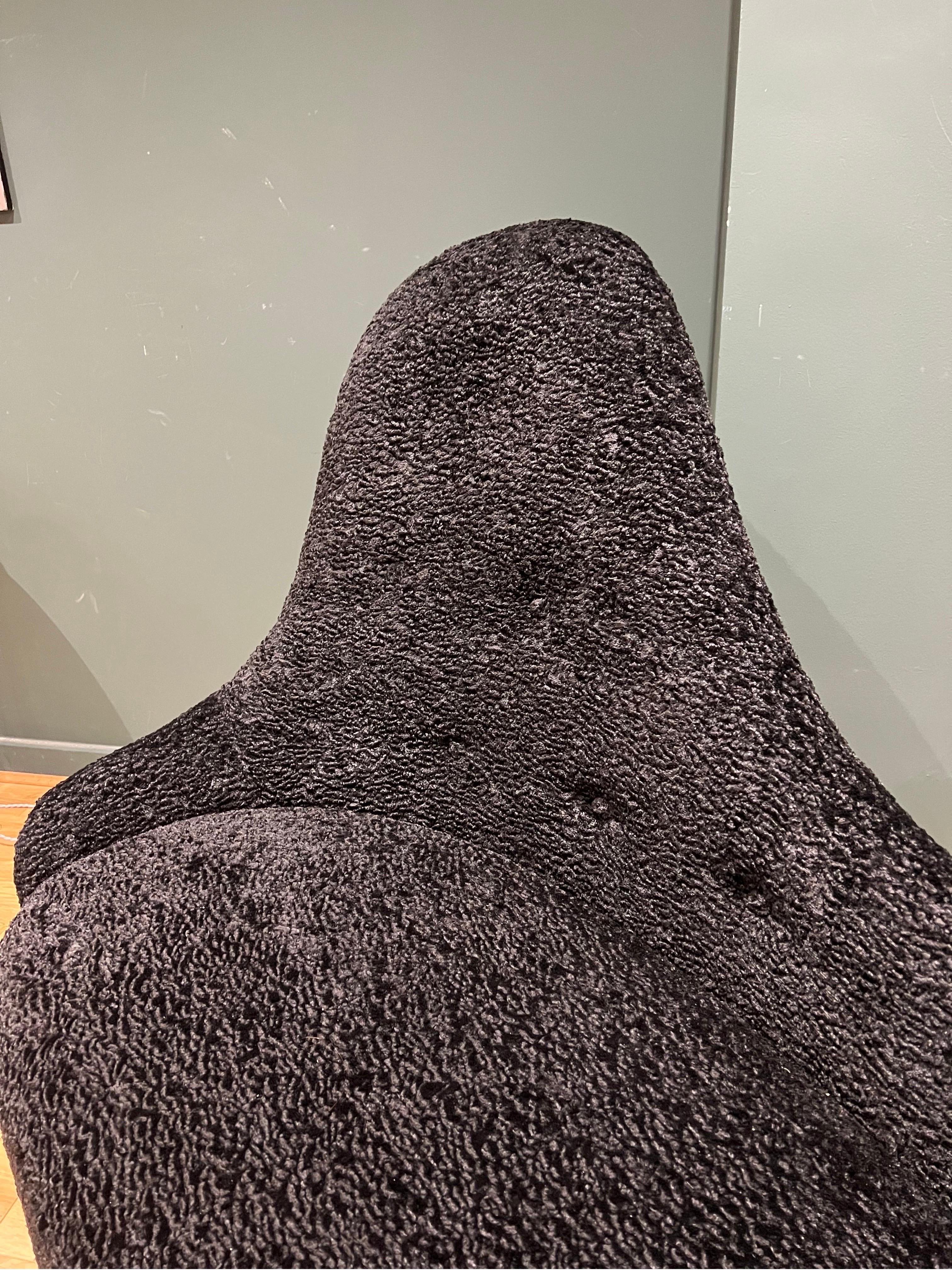 Wool Italian love seat in black boucle fabric 