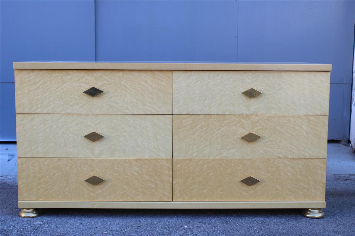 Italian Low Chest of Drawers in Maple and Brass 1970s Rectangular Tommaso Barbi 9