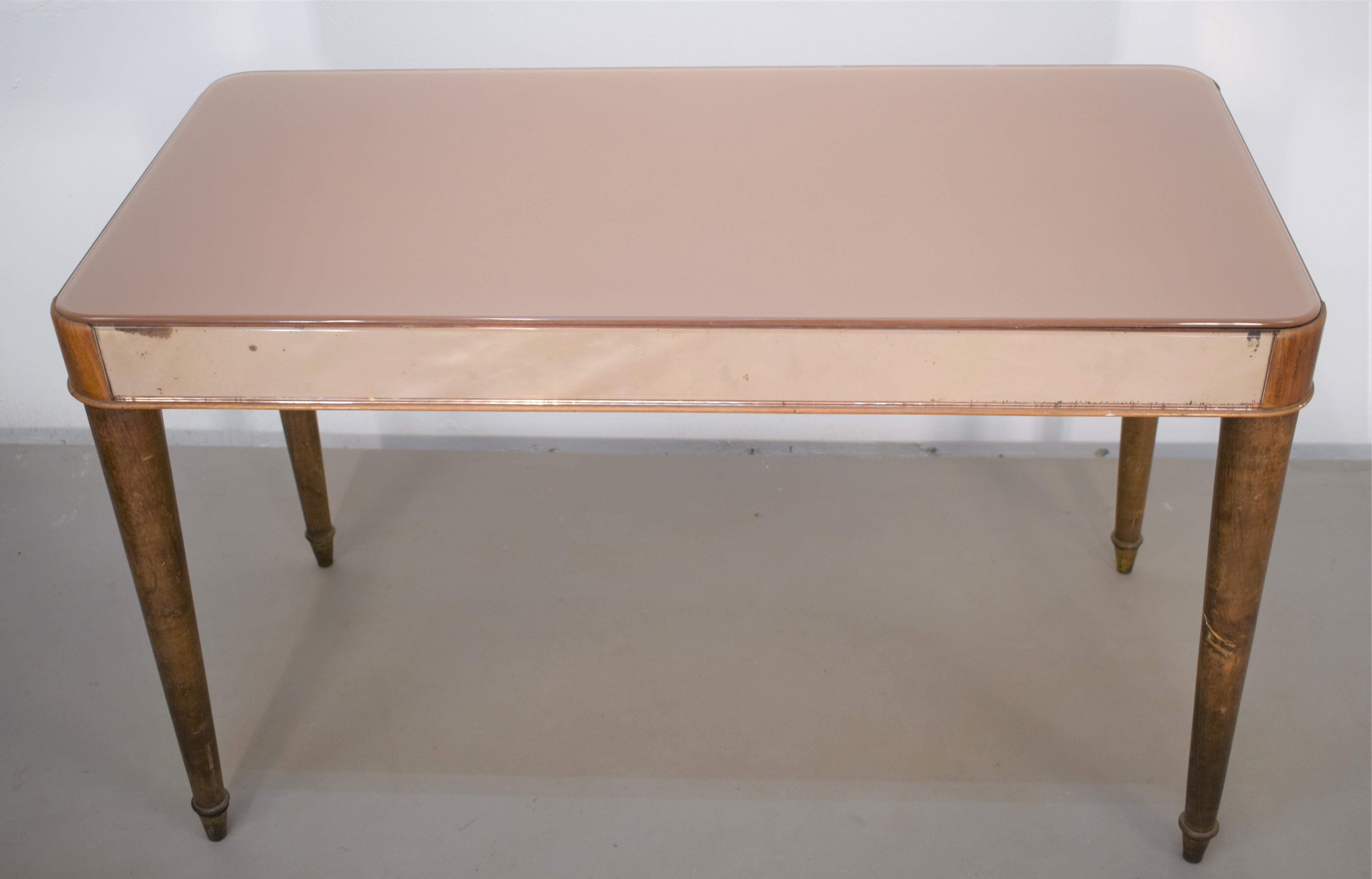Italian low table by Fontana Arte, in the style of, 1950s.

Dimensions: H= 60 cm; W= 95 cm; D= 46 cm.