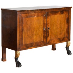 Italiana, Lucca, Credenza neoclásica de 2 puertas chapada en nogal