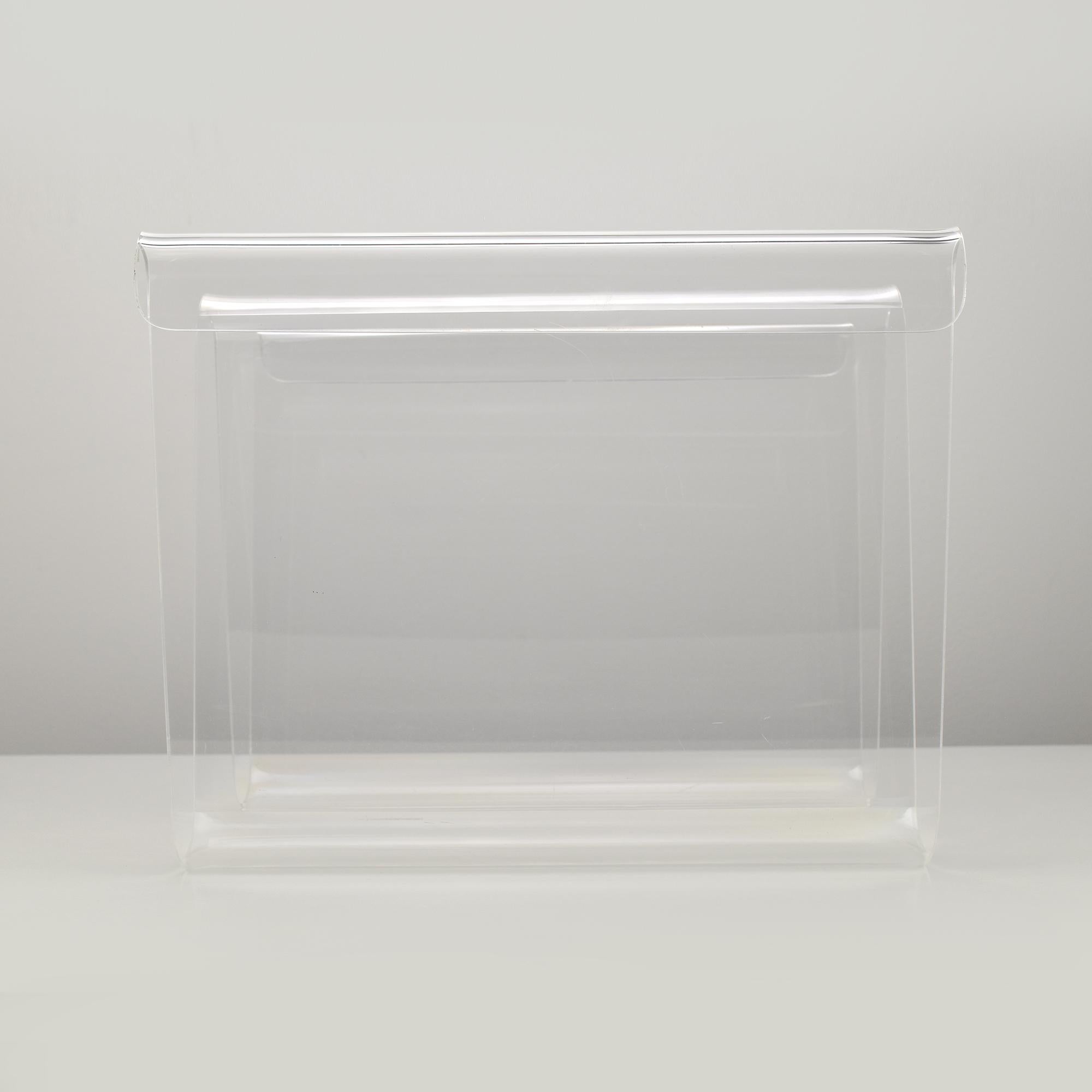 Late 20th Century Italian Lucite Acrylic Magazine Rack Stand 1970s Guzzini Style For Sale