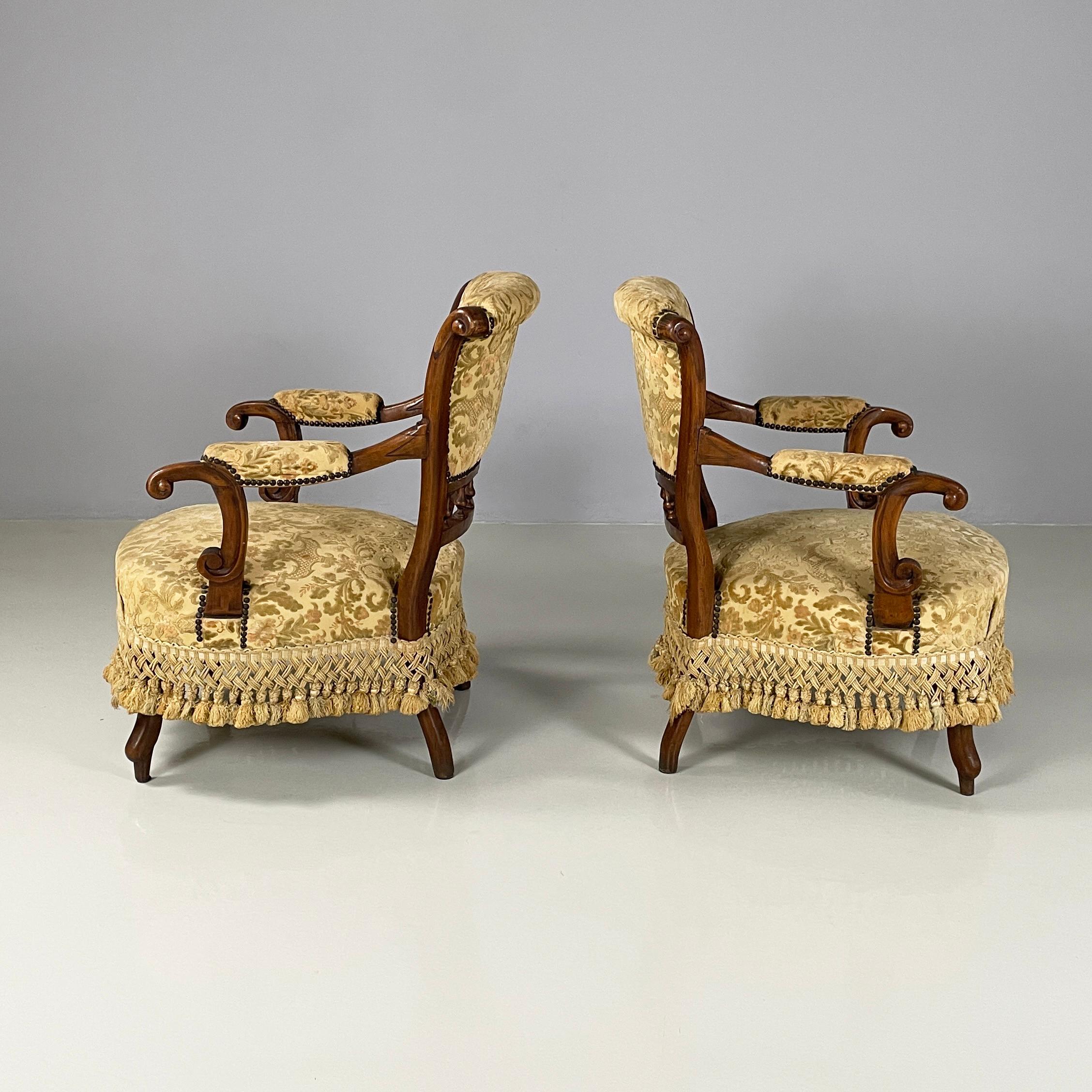 Italian Luigi XVI Armchairs in wood and yellow fabric, end of 1800s In Good Condition For Sale In MIlano, IT