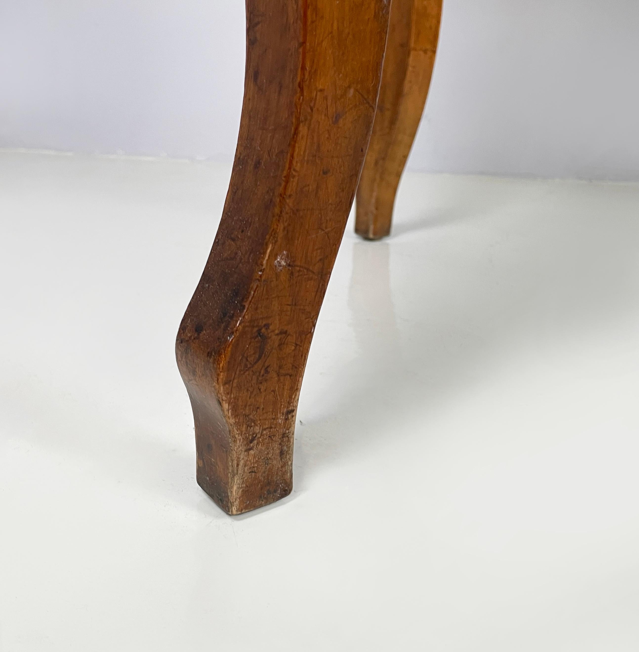 Italian Luigi XVI Desk with drawer in walnut wood, second half 1700s For Sale 11