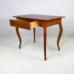 Italian Luigi XVI Desk with drawer in walnut wood, second half 1700s