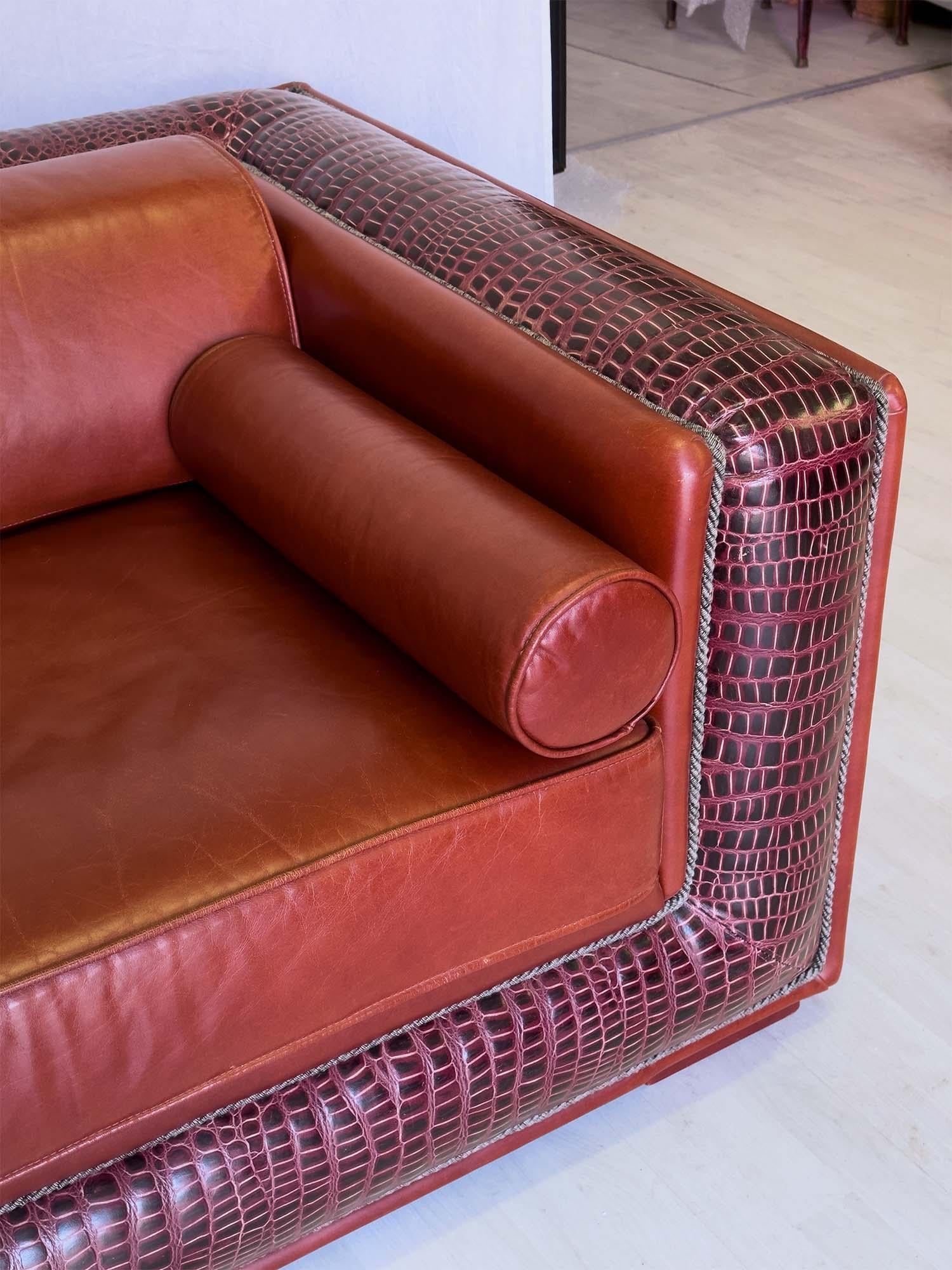 Italian Luxurious 3 Seater Leather Sofa 12