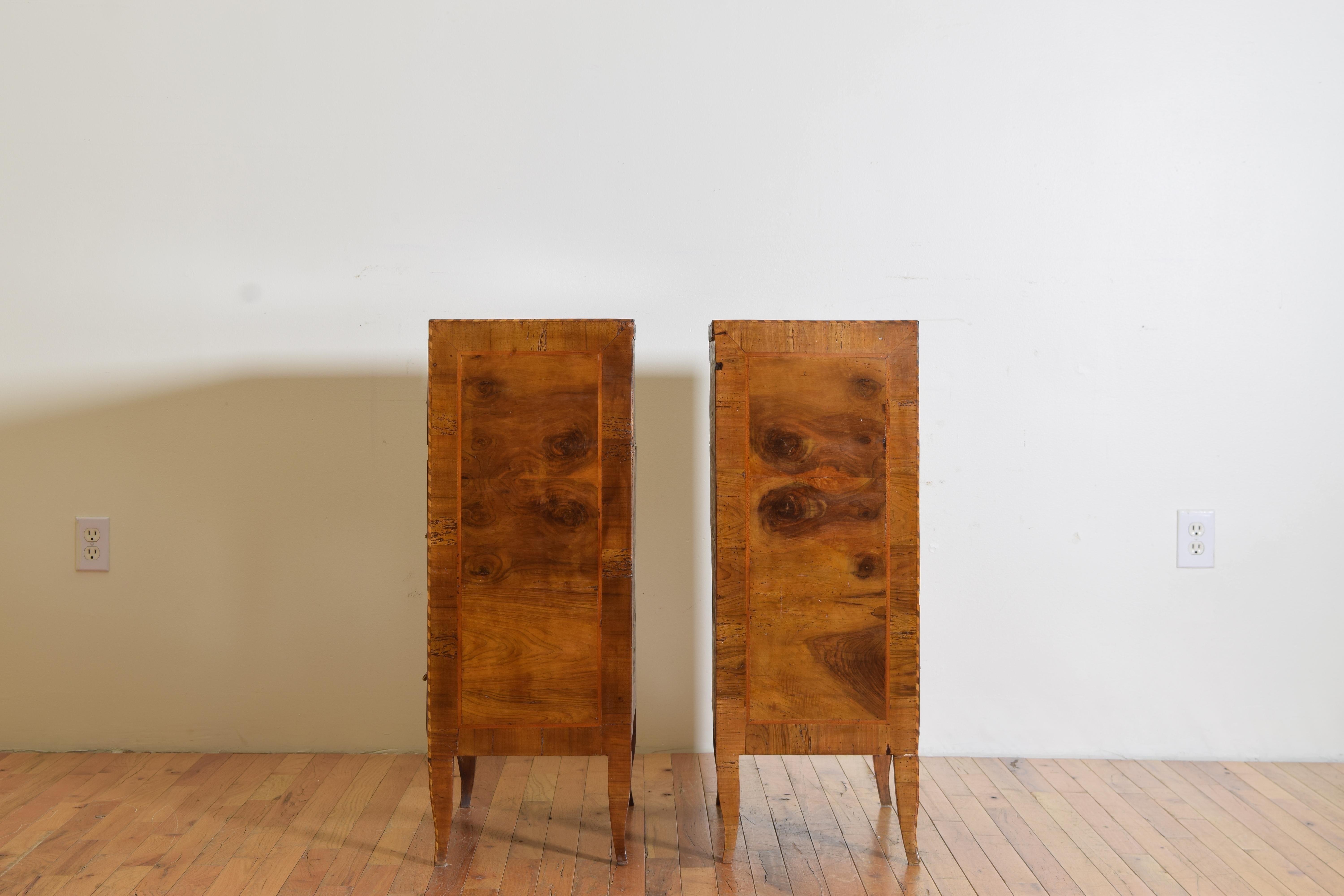 Hand-Carved Italian LXVI Walnut Inlaid and Veneered 3 Drawer Bedside Commodes, Late 18th C.