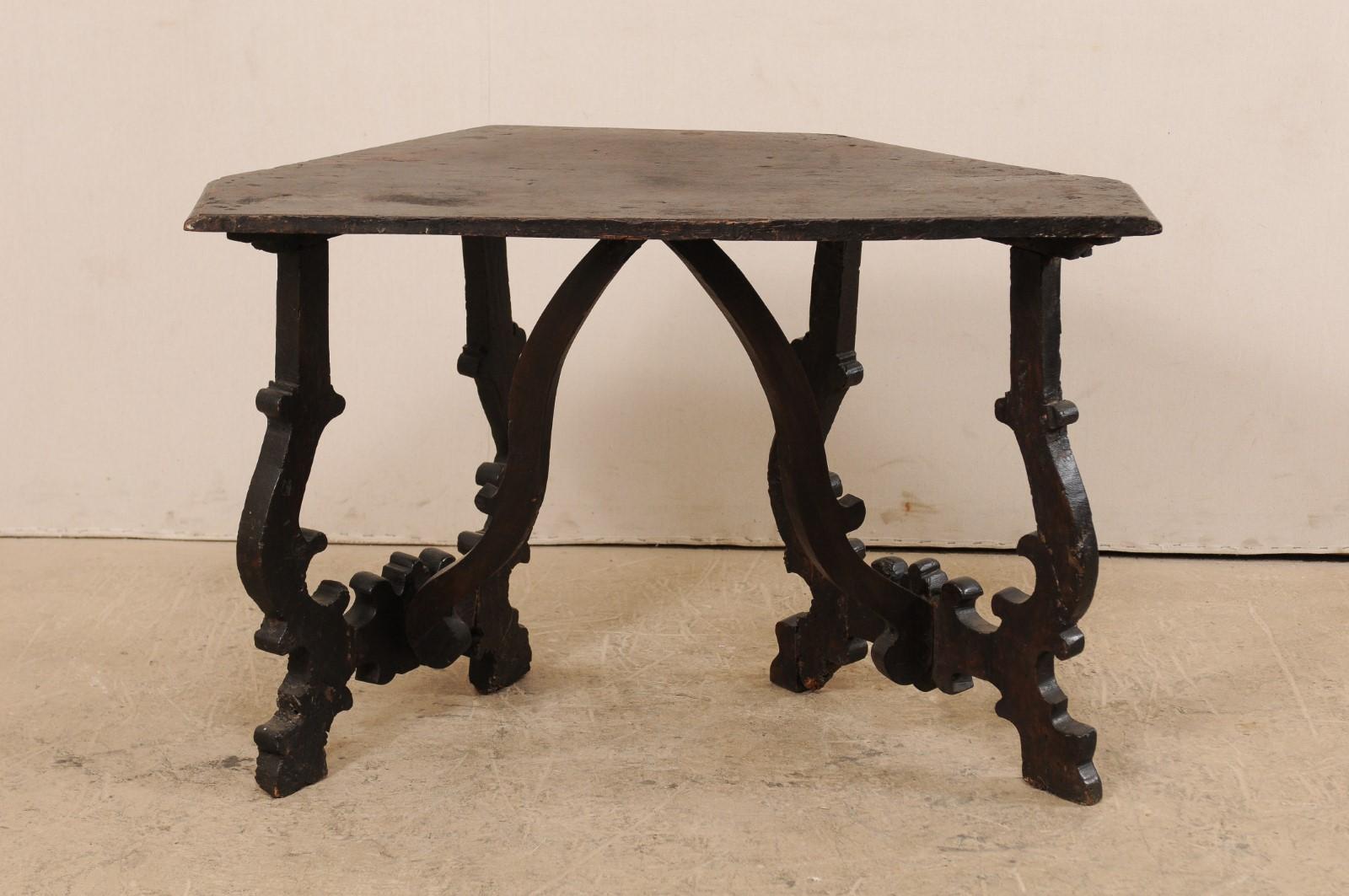 A Beautiful Italian Carved Lyre-Leg Walnut Console Table, Turn of 17th-18th C. 5