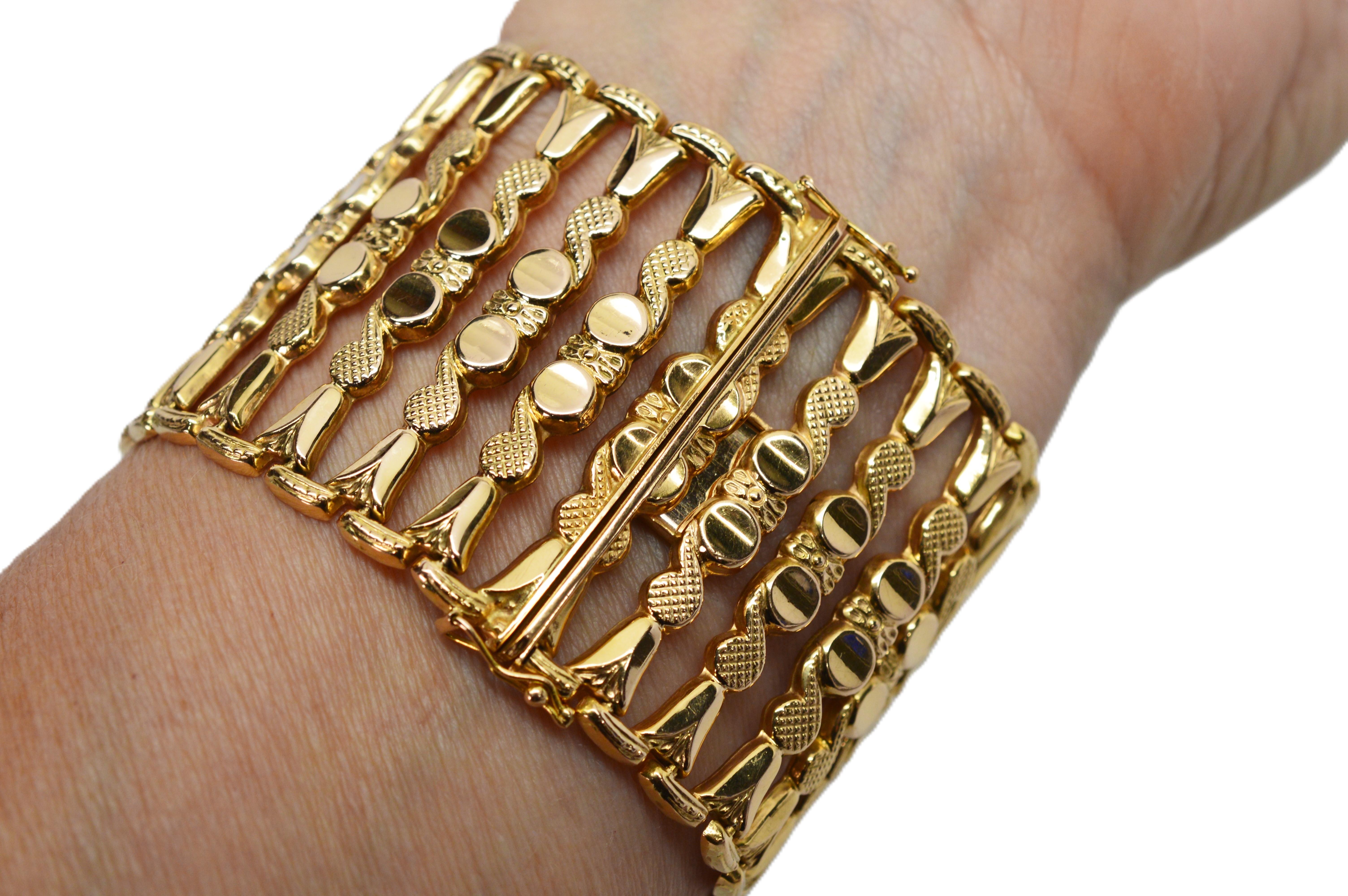 Bracelet italien à maillons larges en or jaune 18 carats en vente 4