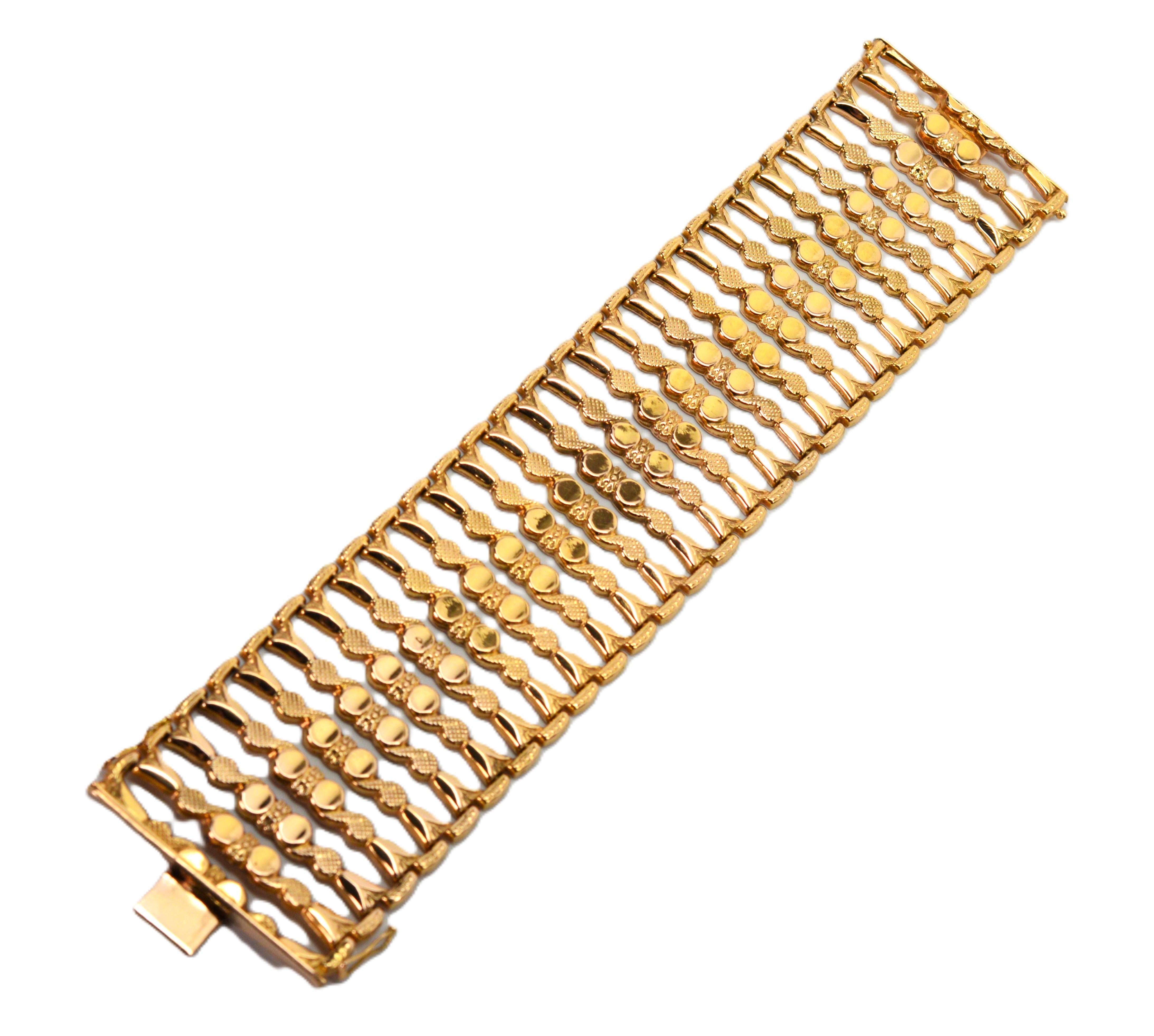 Bracelet italien à maillons larges en or jaune 18 carats en vente 5