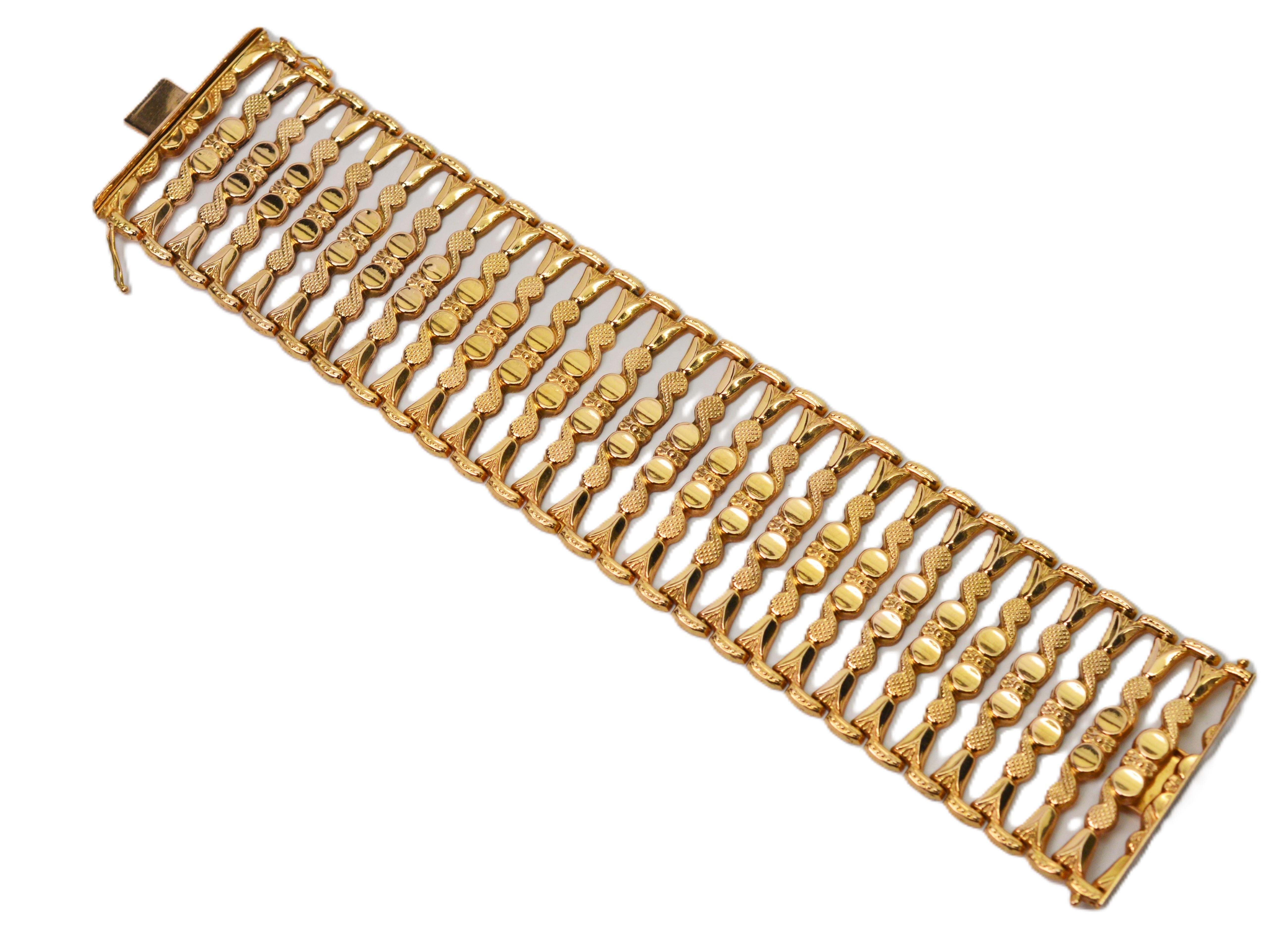 Bracelet italien à maillons larges en or jaune 18 carats Pour femmes en vente