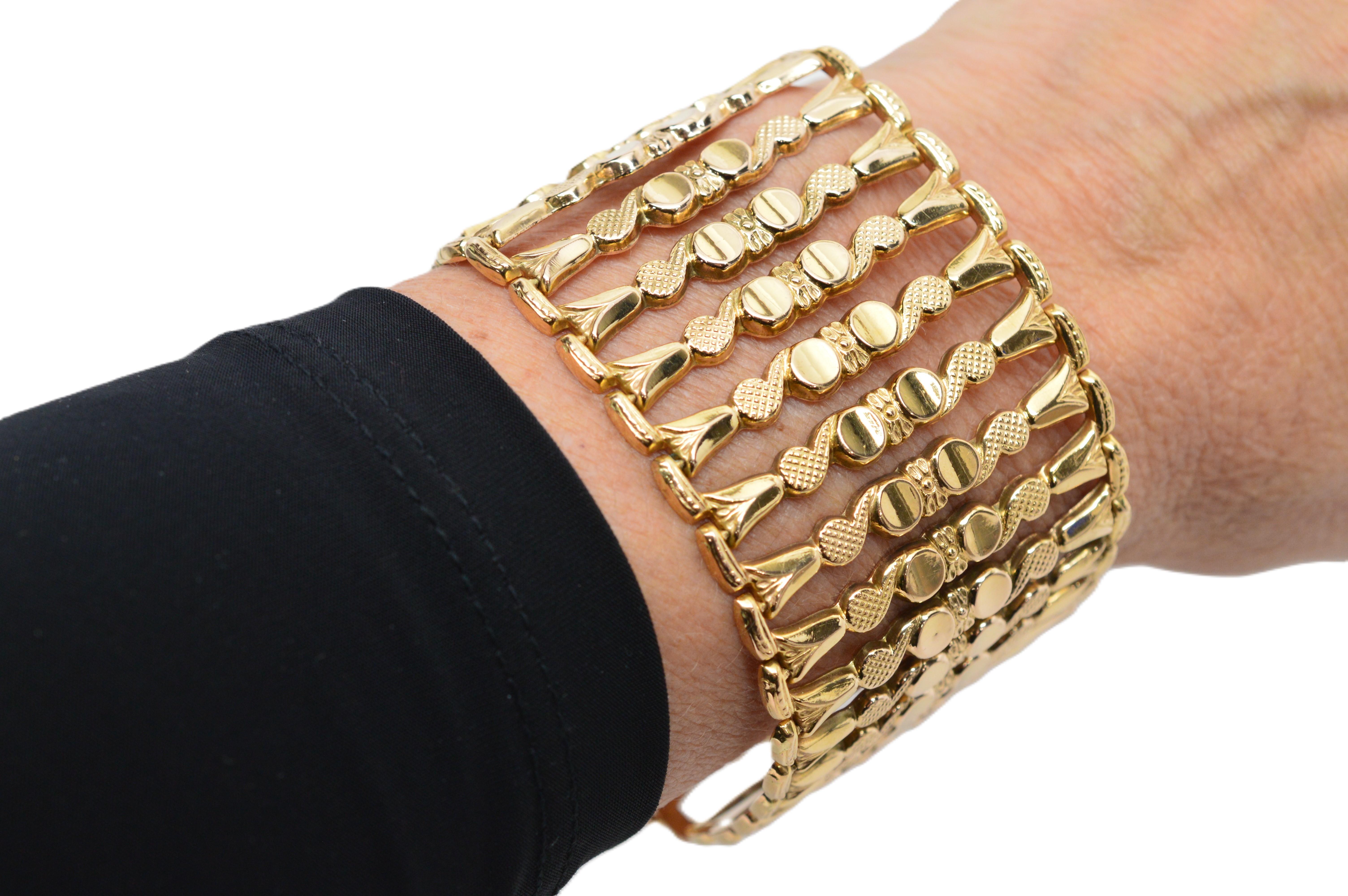 Bracelet italien à maillons larges en or jaune 18 carats Excellent état - En vente à Mount Kisco, NY