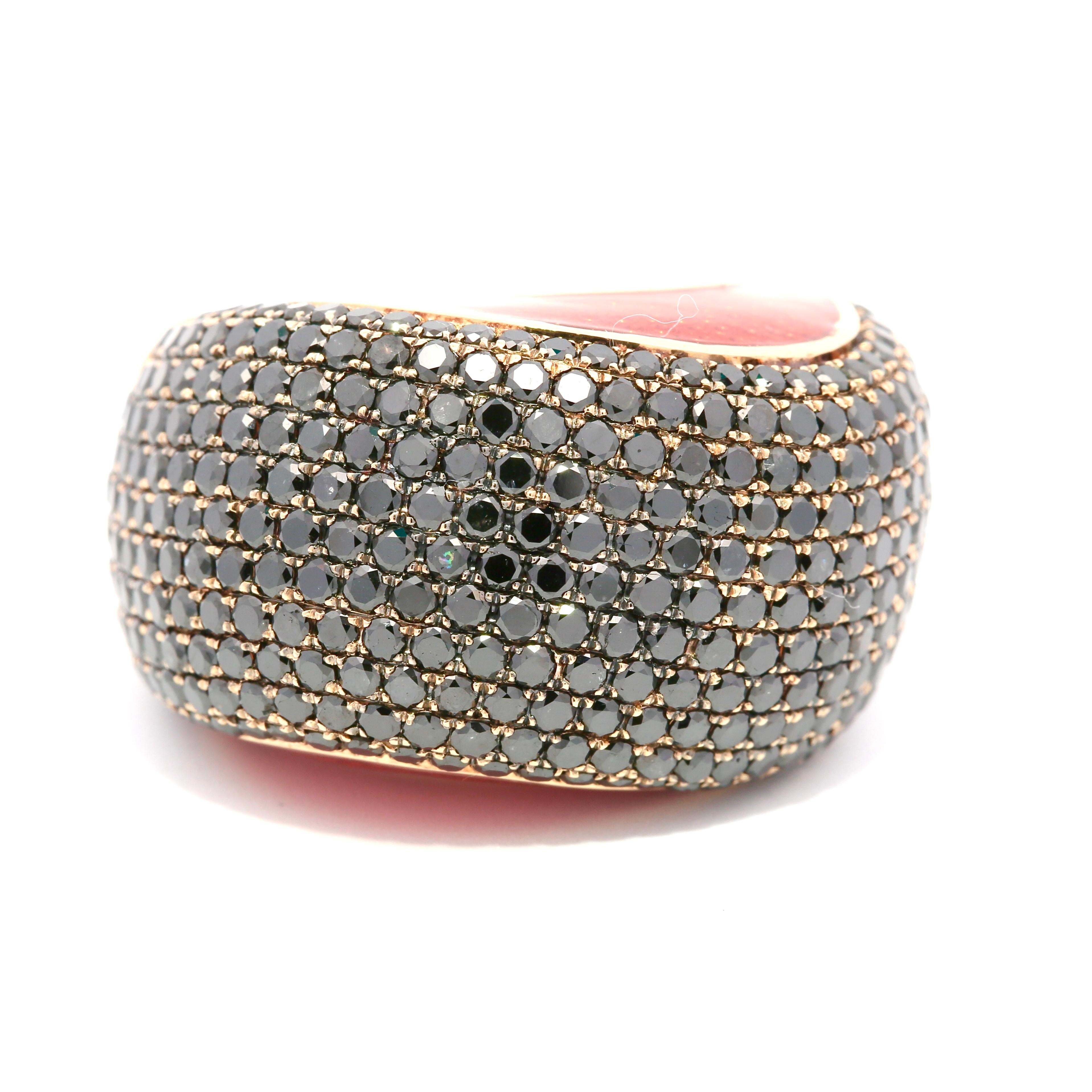 Introducing the epitome of elegance and sophistication: our Italian Made 18KT Rose Gold 