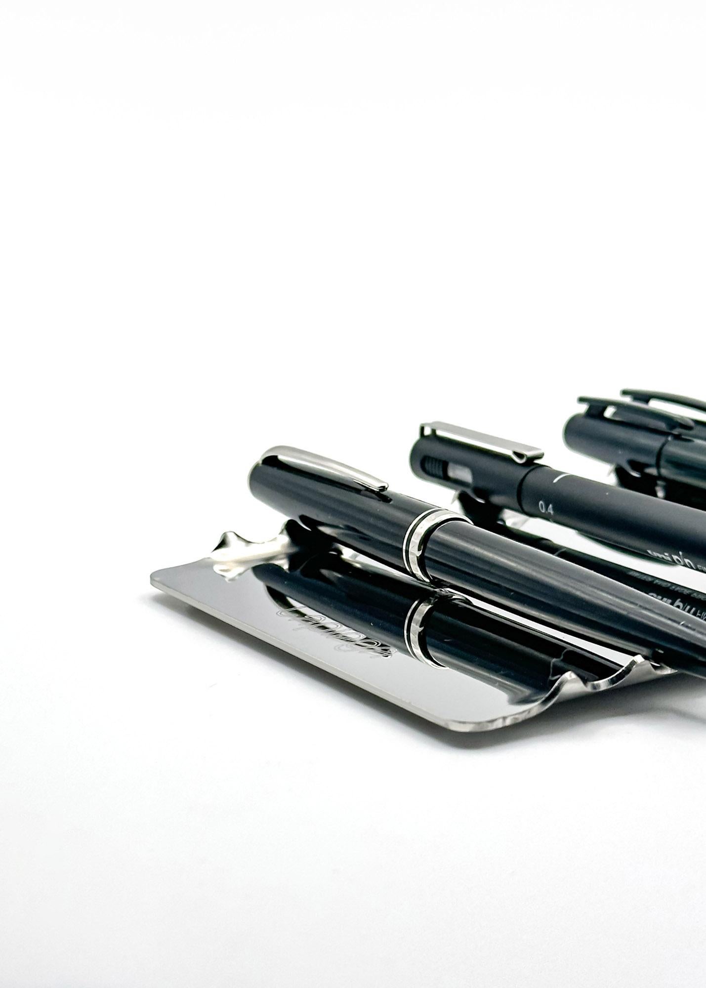 Italian-Made Stainless Steel Horizontal Pen Holder Designed by Enrico Girotti In New Condition For Sale In Verona, IT