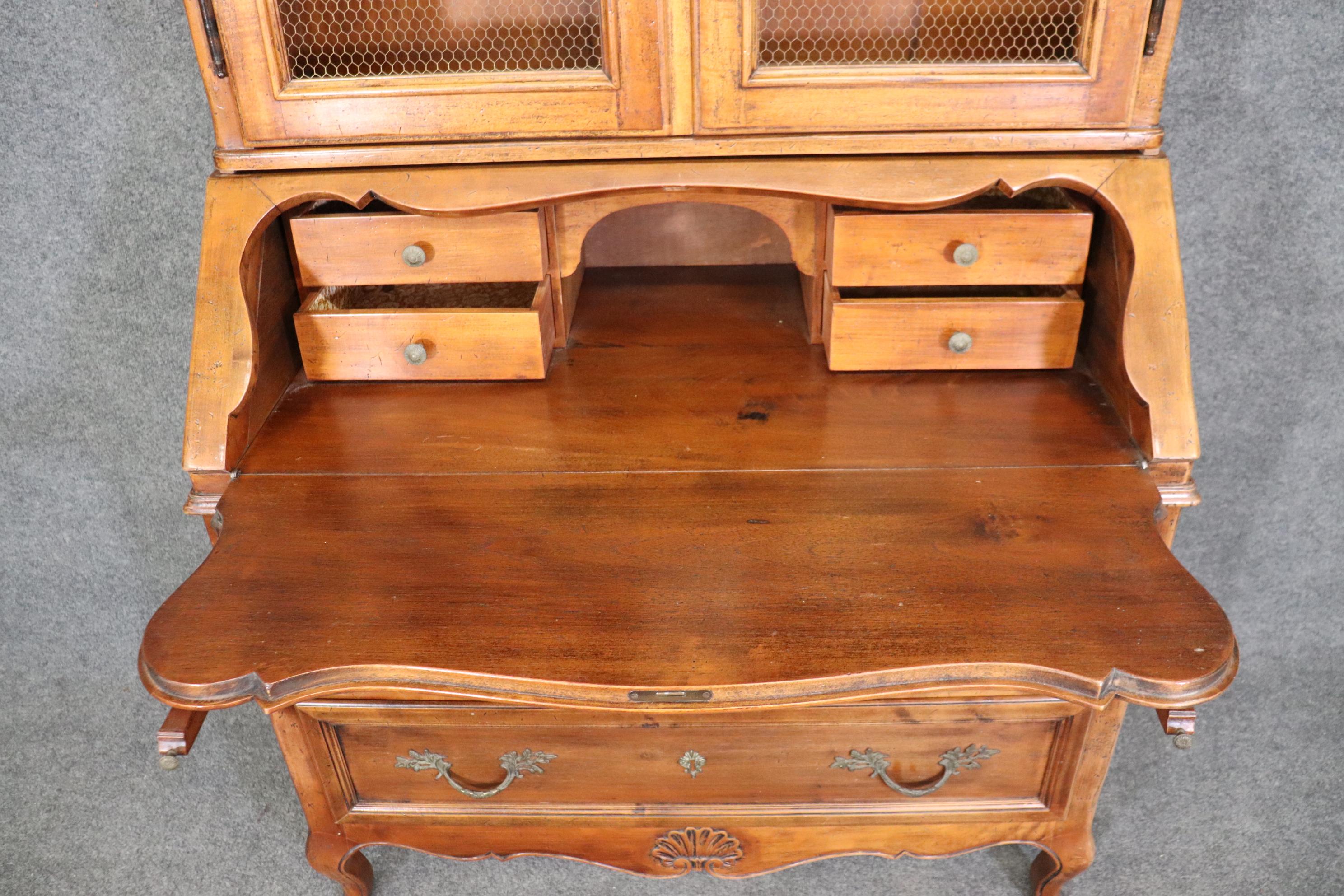 Italian-Made Walnut French Louis XV Style Secretary Desk For Macys  In Good Condition In Swedesboro, NJ