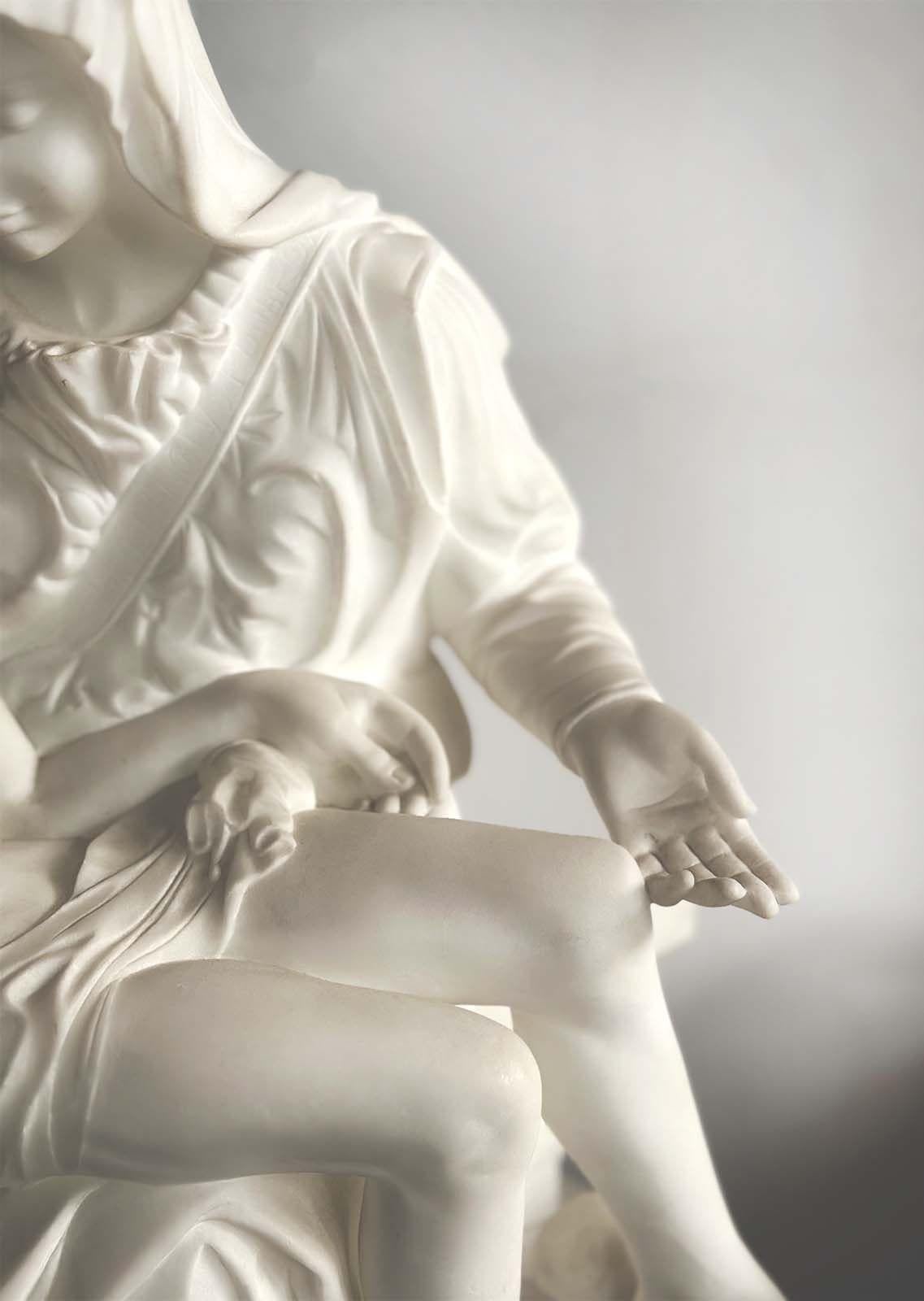 20th Century Italian 'Madonna della Pietà' Marble Sculpture after Michelangelo For Sale