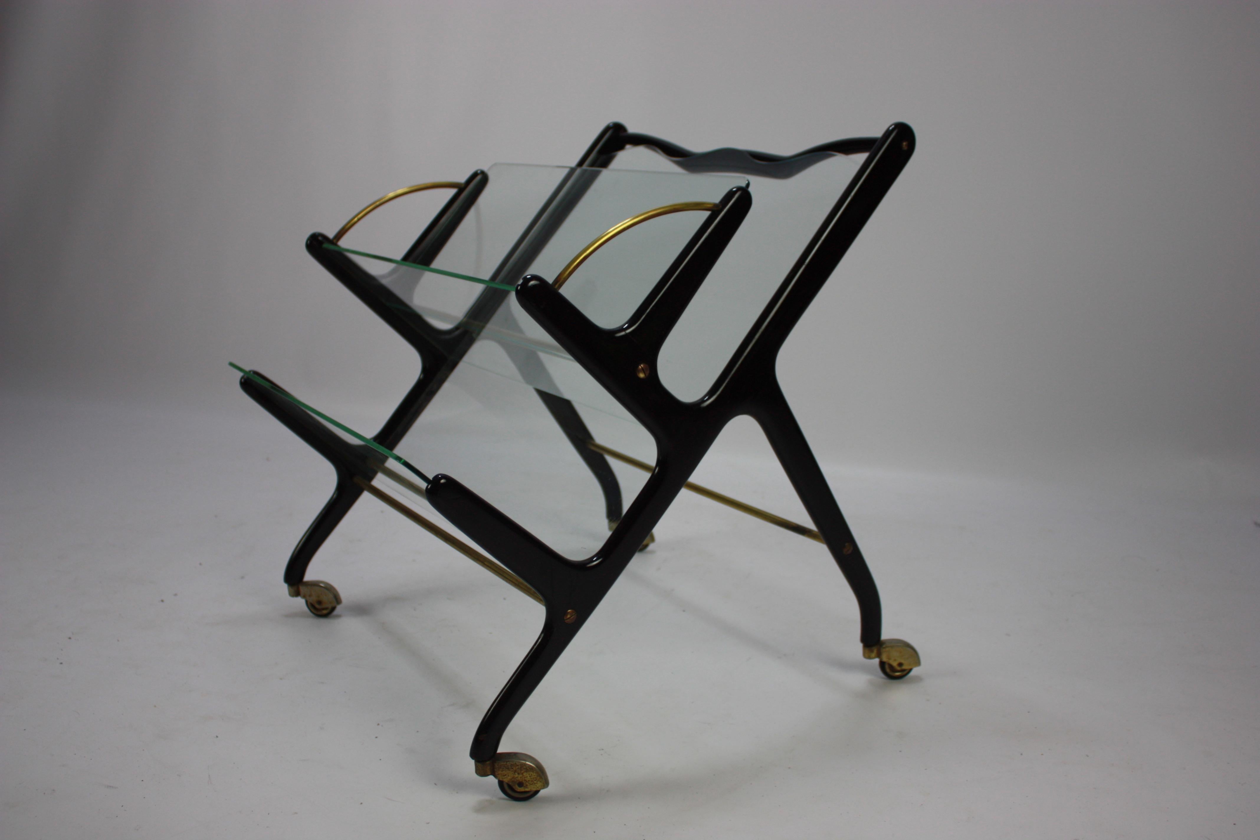 Italian Magazine Rack by Ico Parisi, 1950s In Good Condition For Sale In Oud Beijerland, NL
