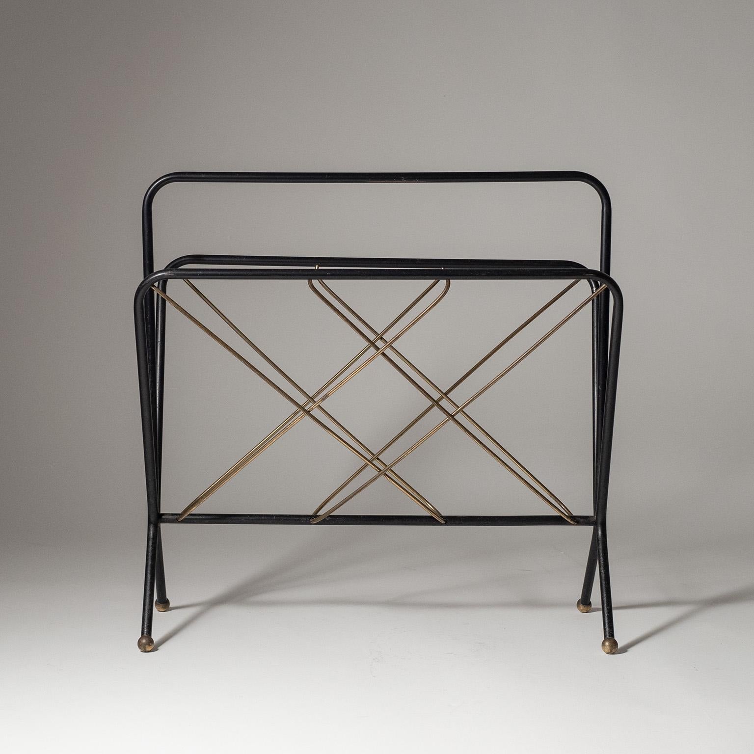 Lacquered Italian Magazine Stand, 1950s For Sale
