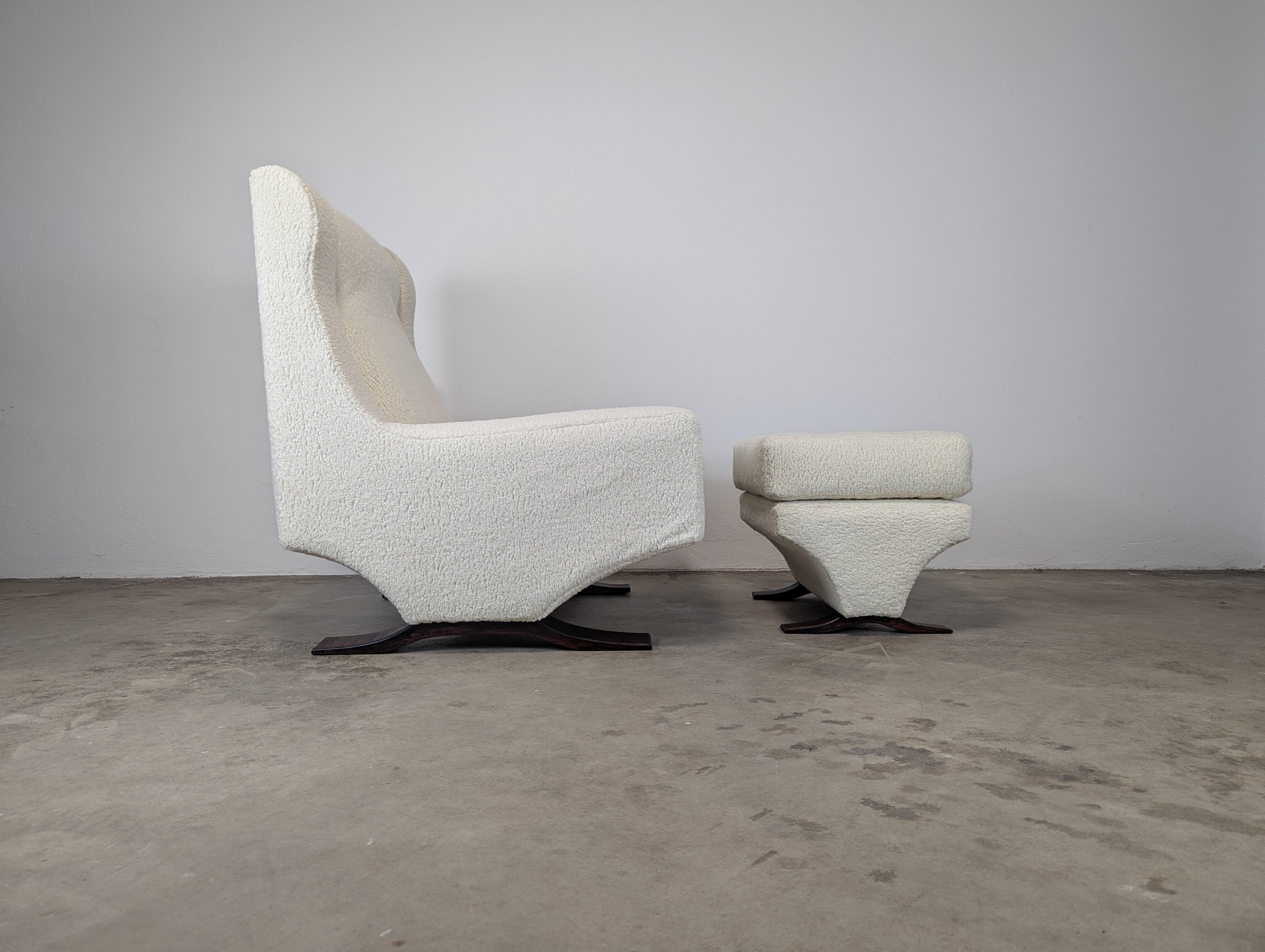 Ebonized Italian Magister Lounge Chair and Ottoman by Franz Sartori for Flexform, c1960s For Sale