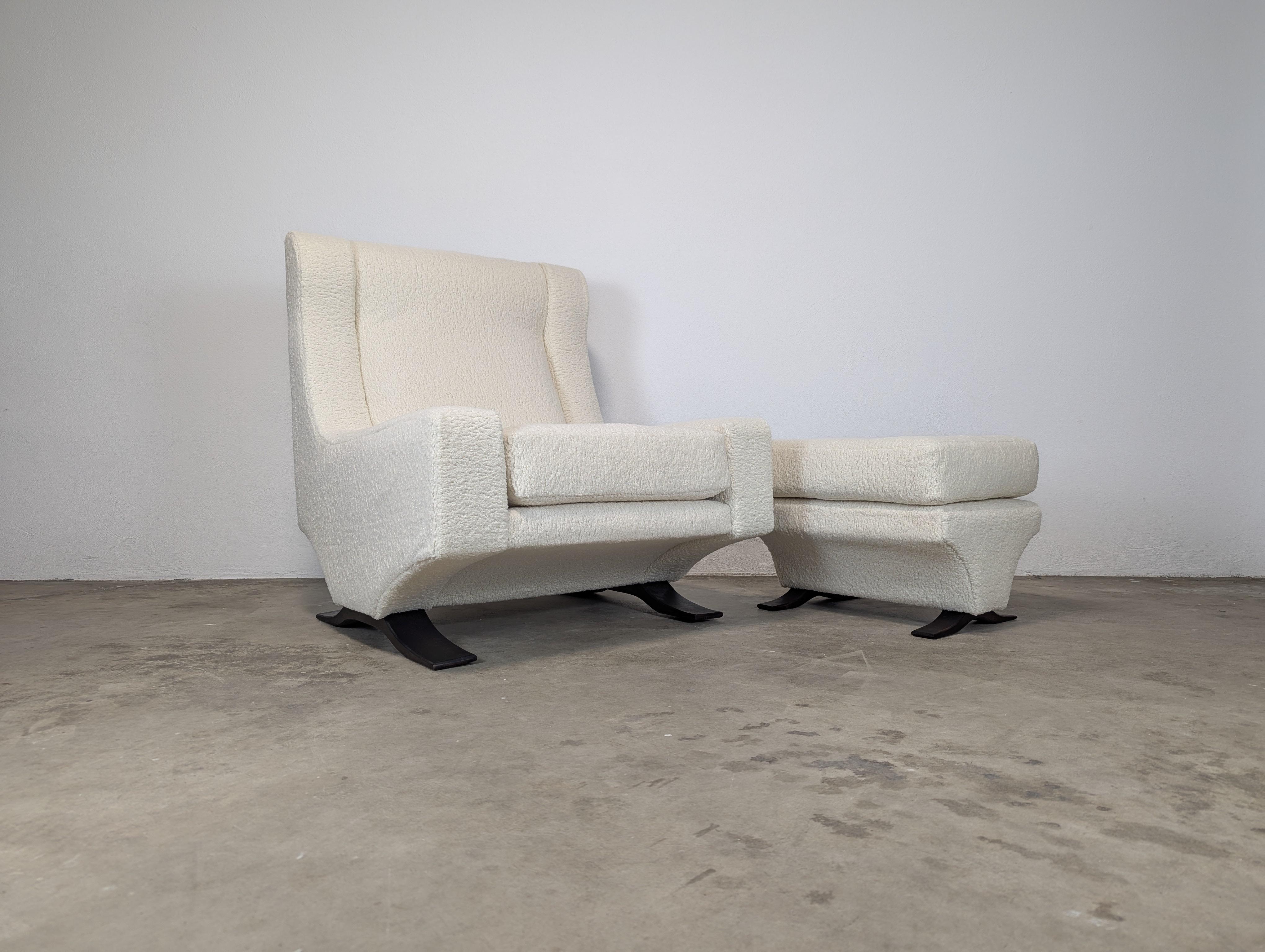 Italian Magister Lounge Chair and Ottoman by Franz Sartori for Flexform, c1960s For Sale 2