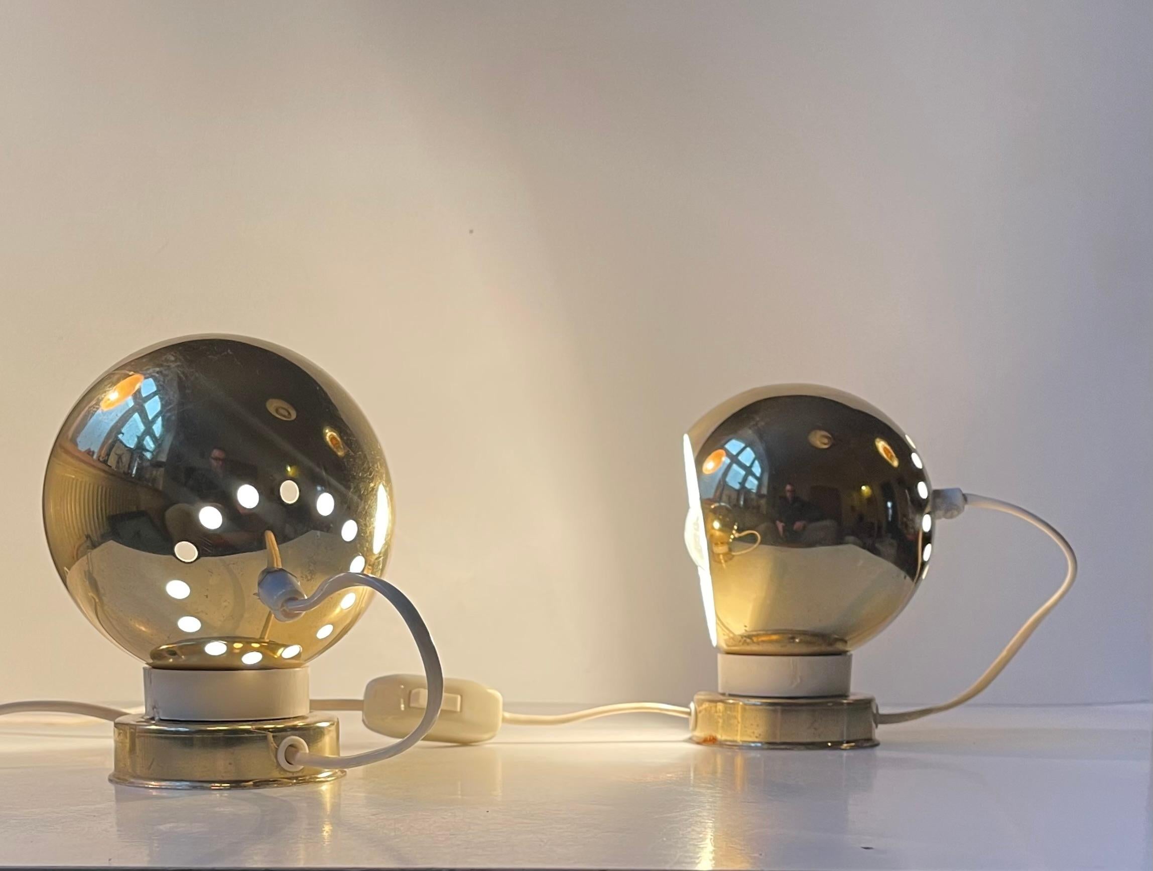 Lampade da parete magnetiche italiane Golden Globe di Compadori Reggiani in vendita 2