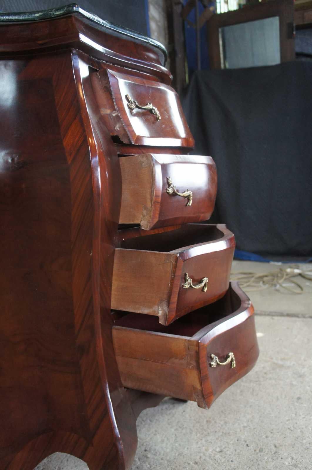 Cassettiera per lingerie in mogano italiano con piano in marmo in vendita 6