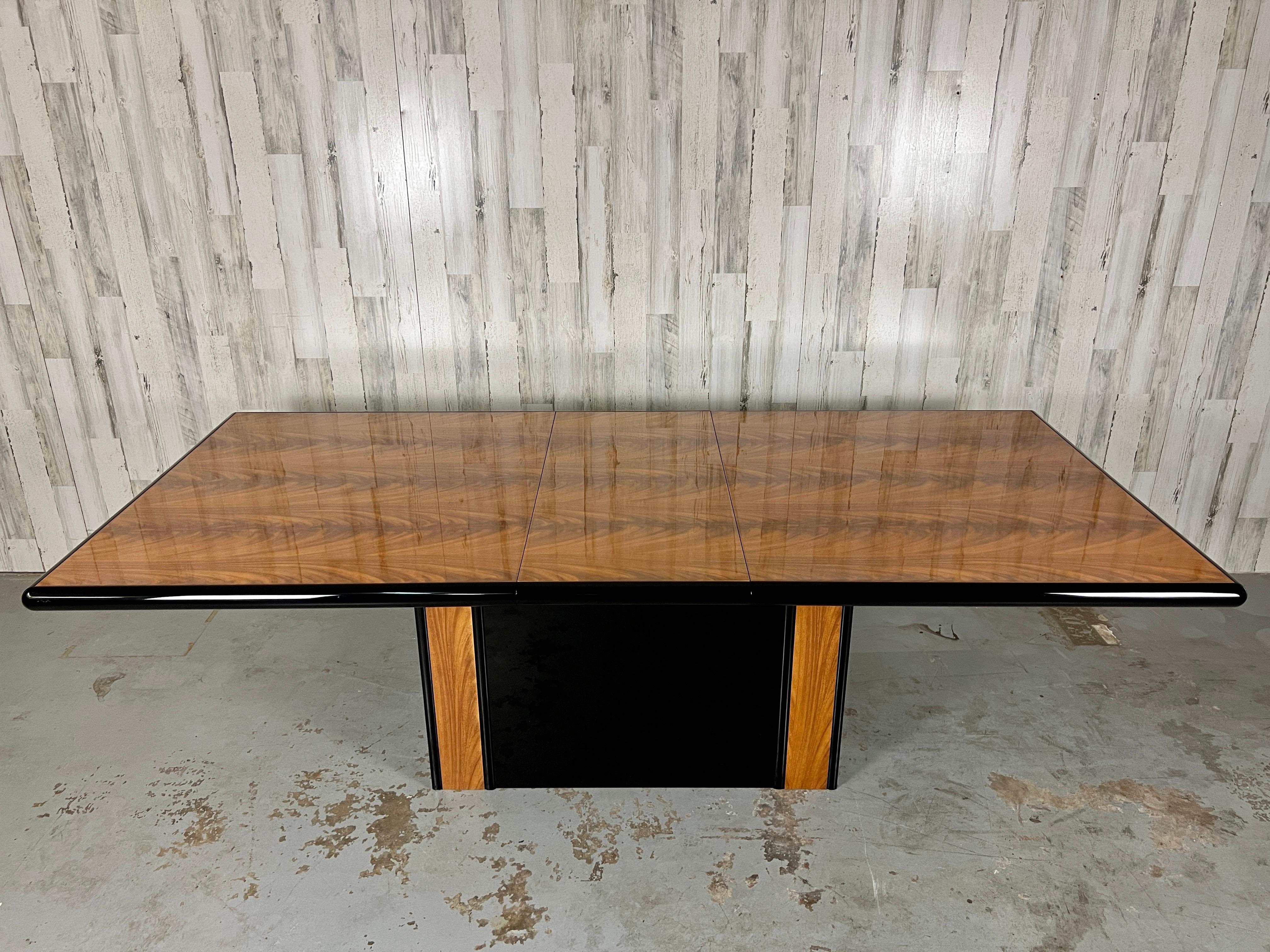 Italian Mahogany & Lacquer Dining Table For Sale 5