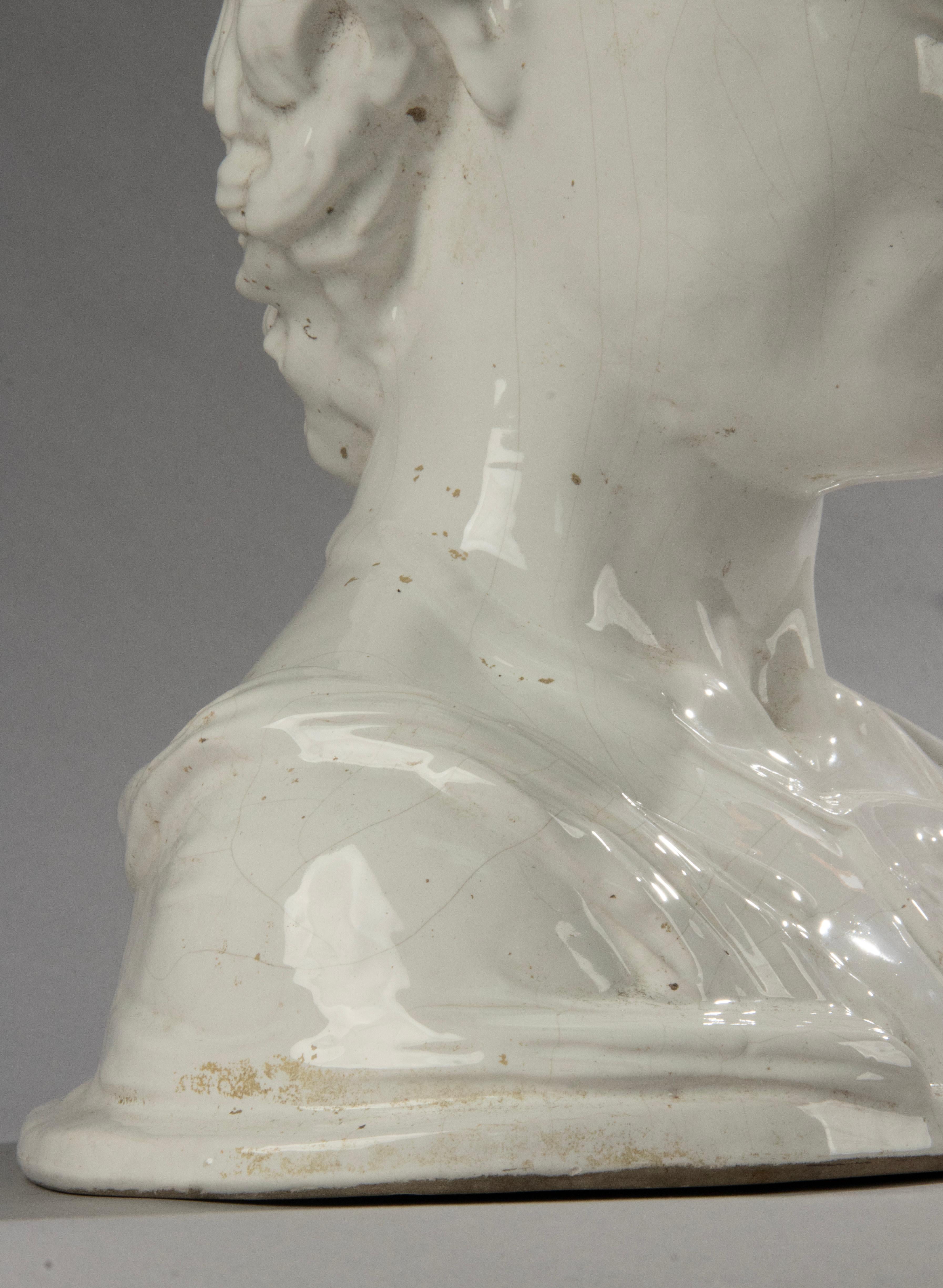 Buste d'homme en céramique majolique italienne - Style Empire romain en vente 9