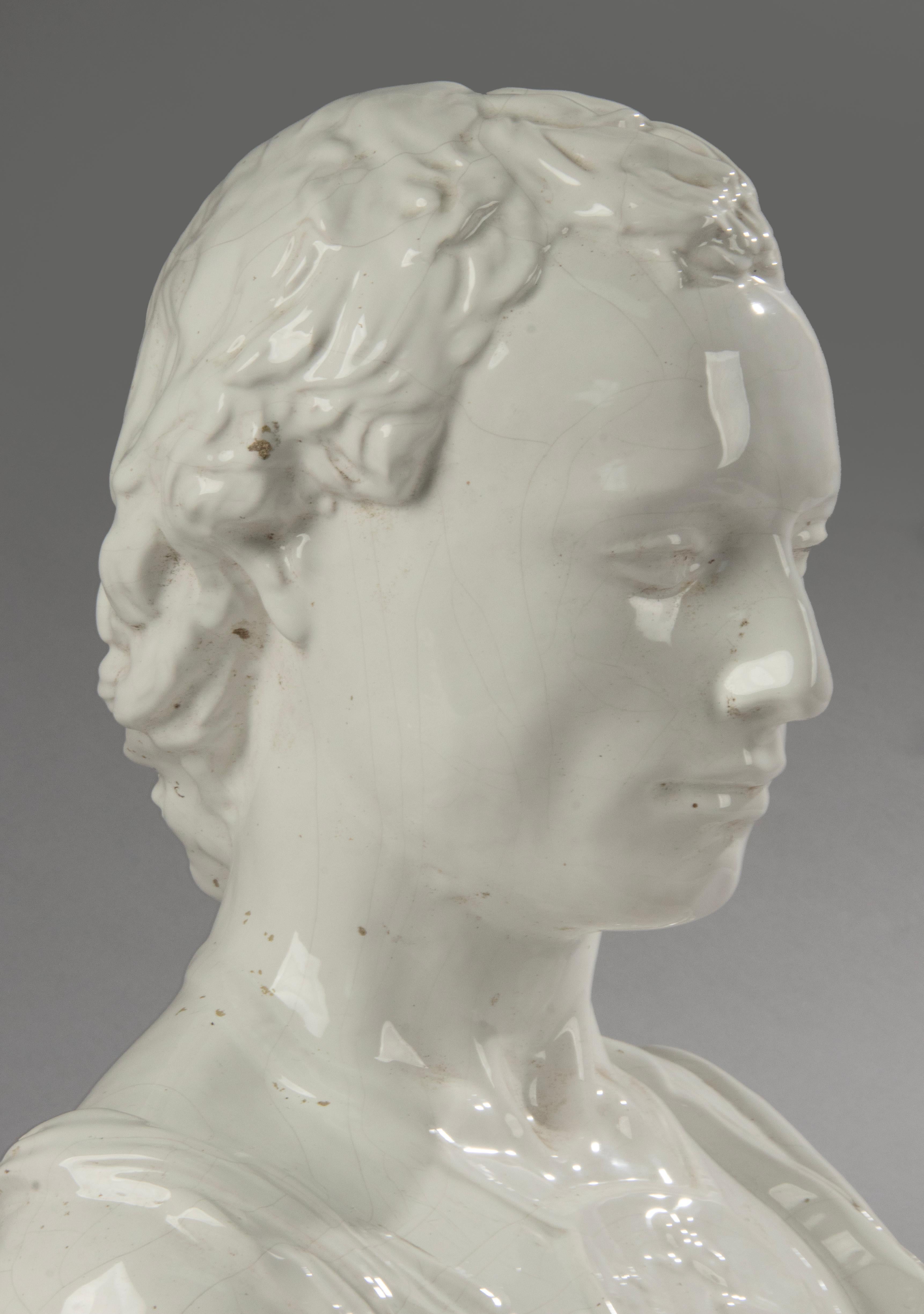 Buste d'homme en céramique majolique italienne - Style Empire romain en vente 10