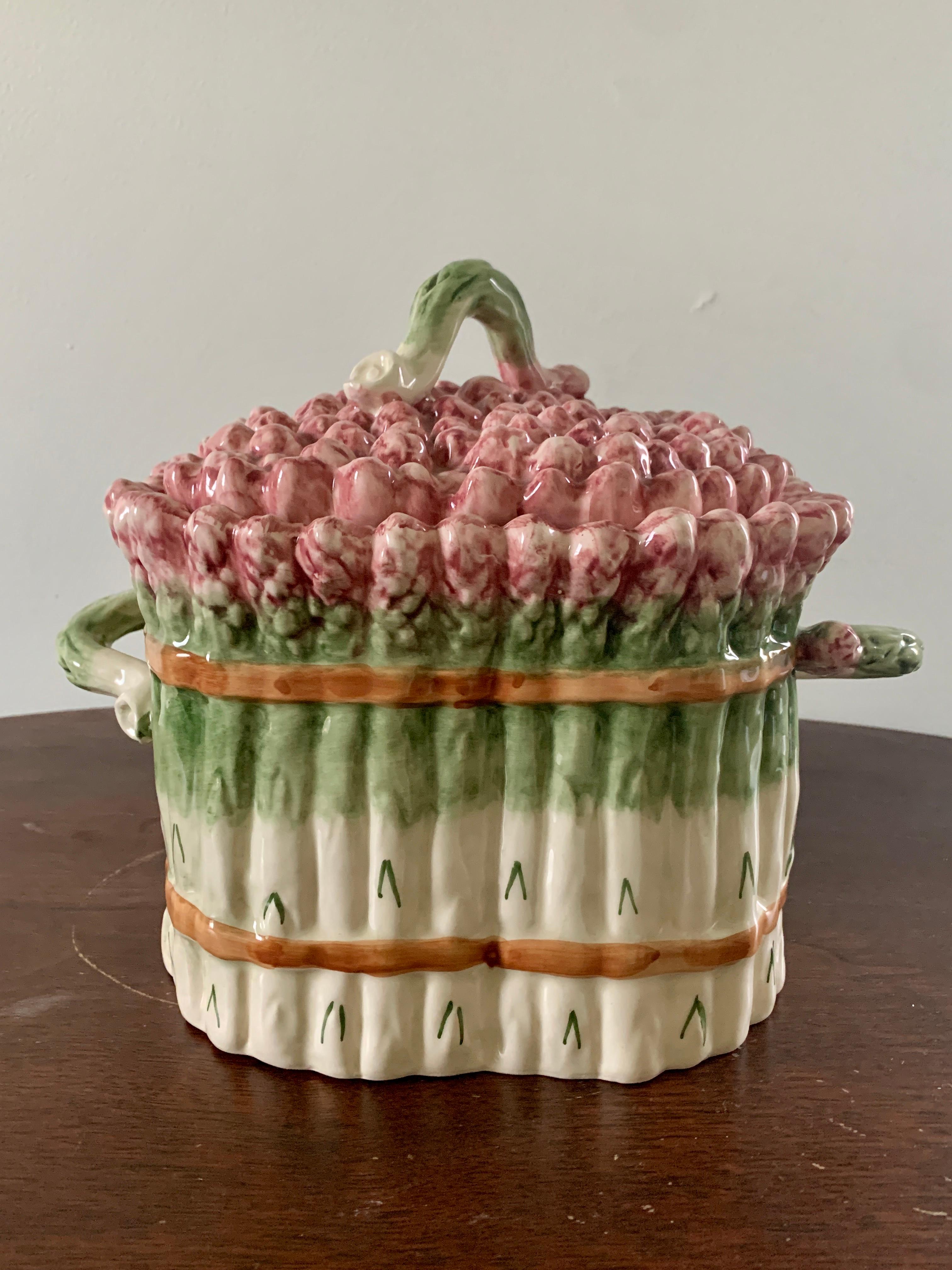 Late 20th Century Italian Majolica Ceramic Trompe l'Oeil Asparagus Covered Dish