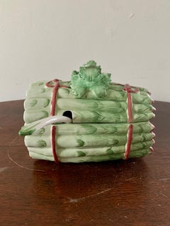 Italian Majolica Ceramic Trompe L'oeil Asparagus Covered Tureen