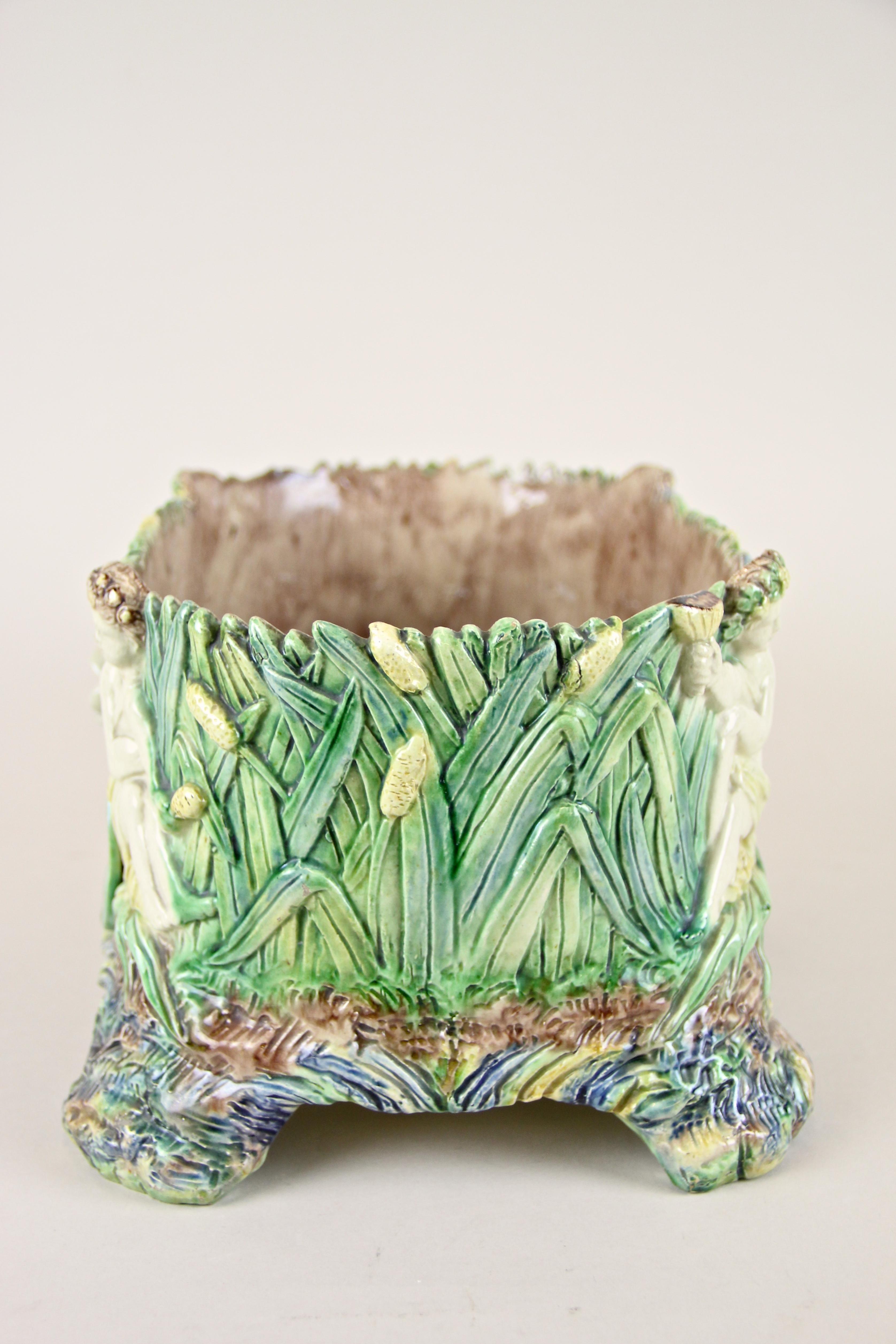 Italian Majolica Jardinière Early Art Nouveau Period, Italy, circa 1900 10