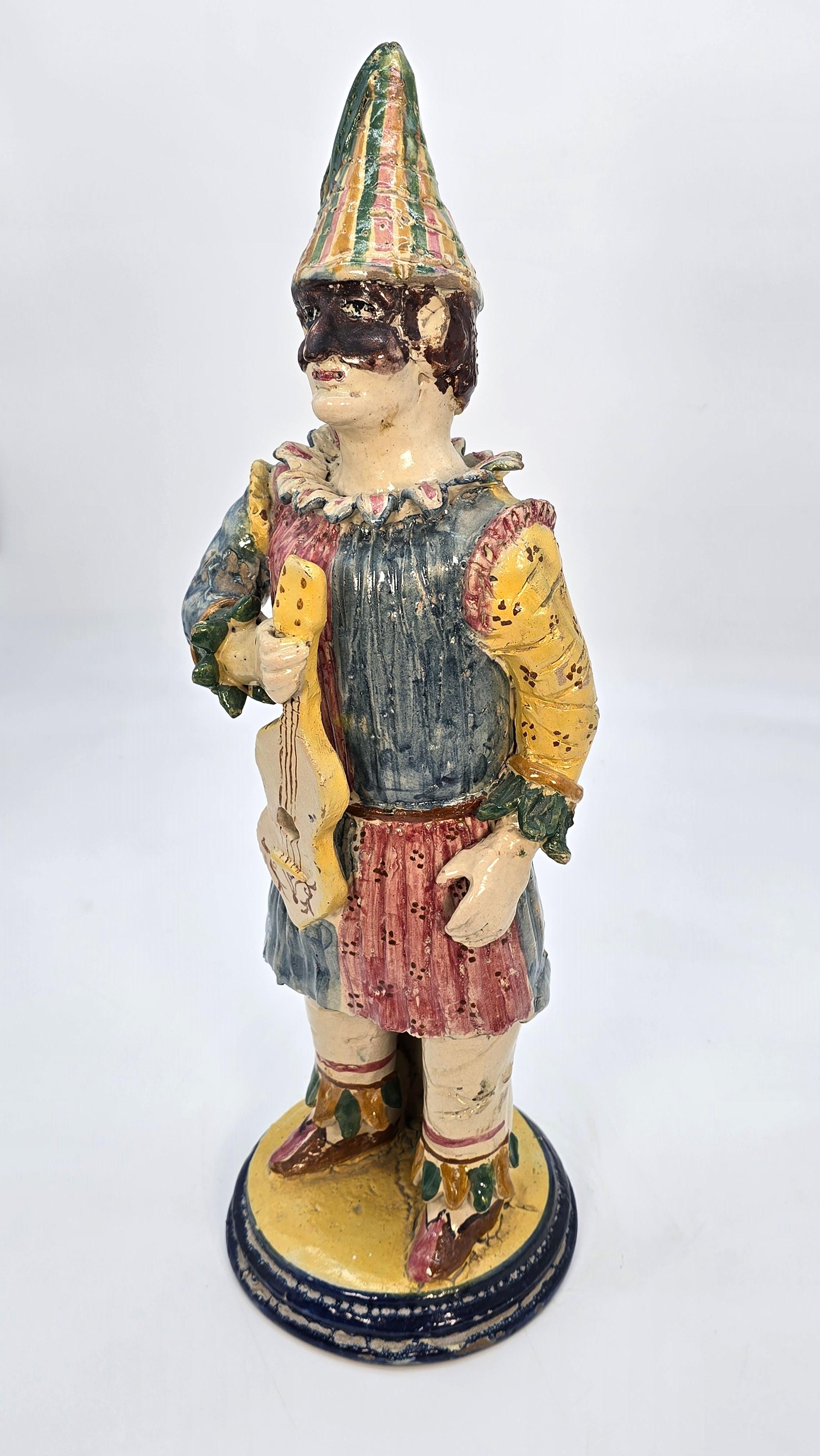 Italian majolica pottery figure of traditional Pulcinella, hand modelled in clay For Sale 3