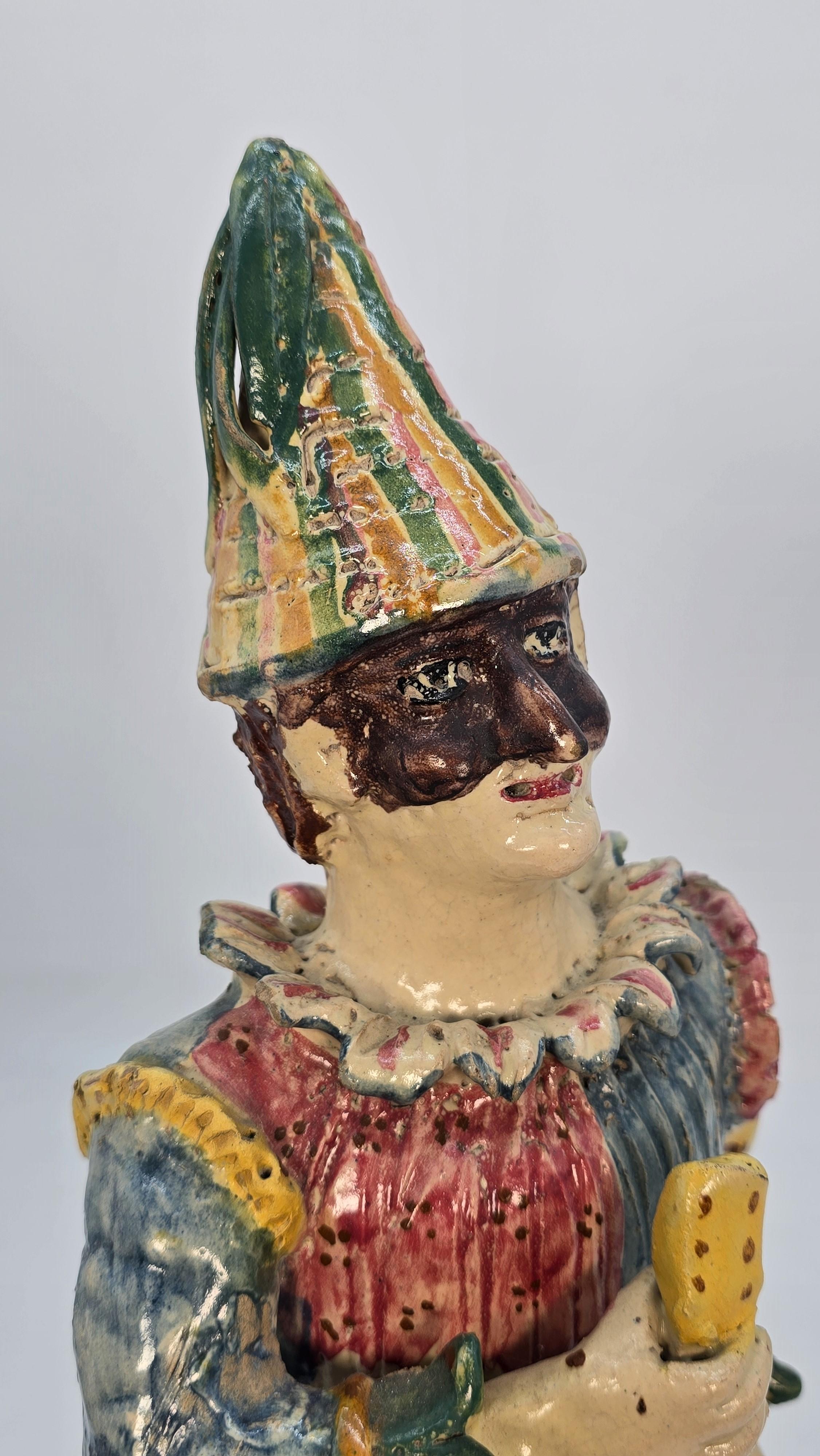 Italian majolica pottery figure of traditional Pulcinella, hand modelled in clay For Sale 6